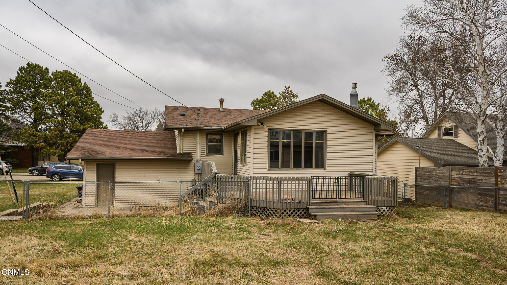 property viewer photo 2