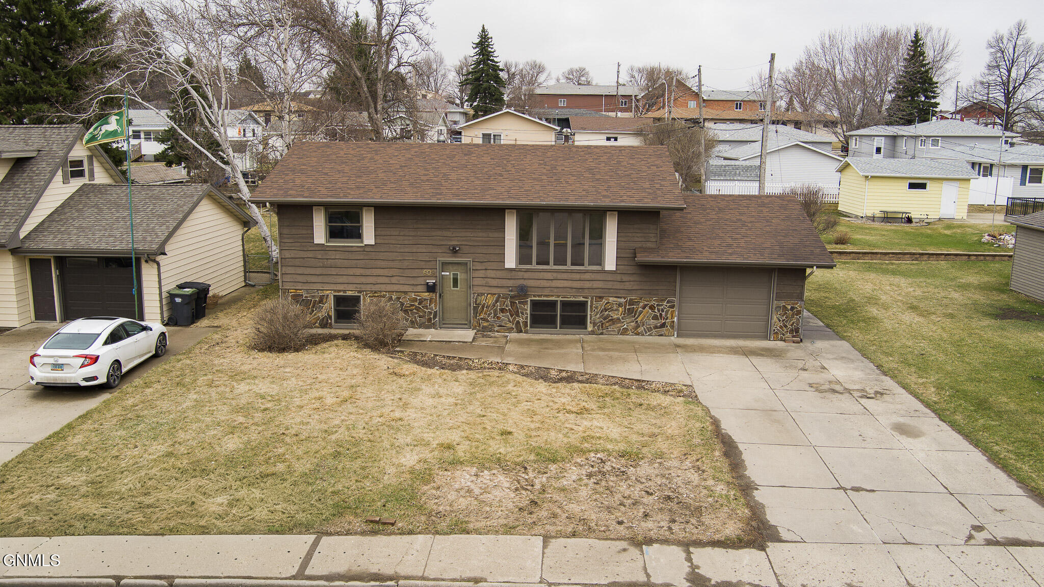 property viewer photo 40