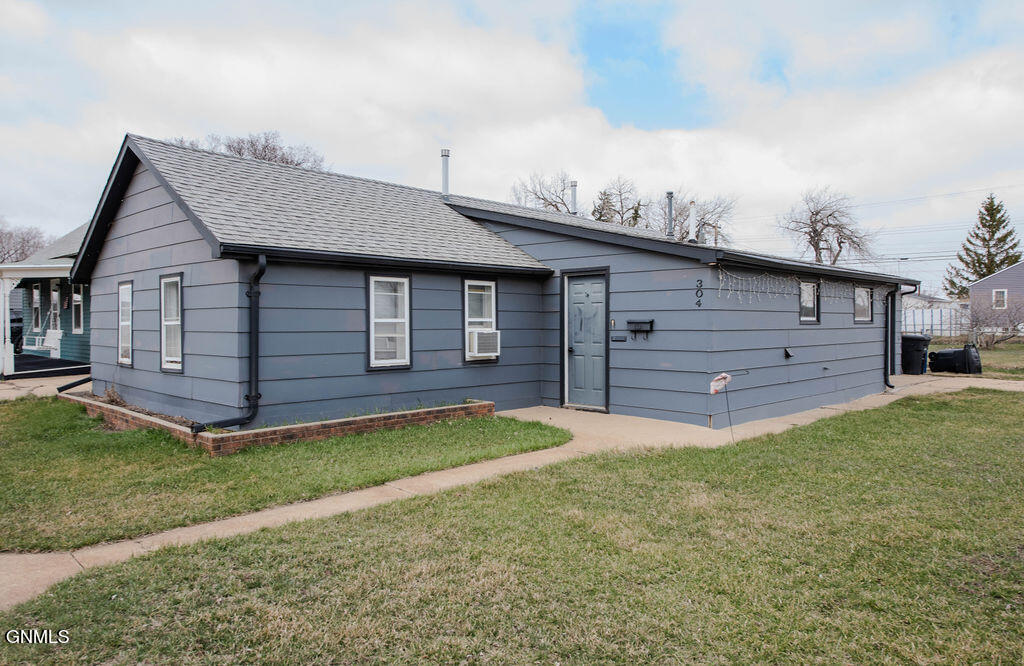 main property photo 42