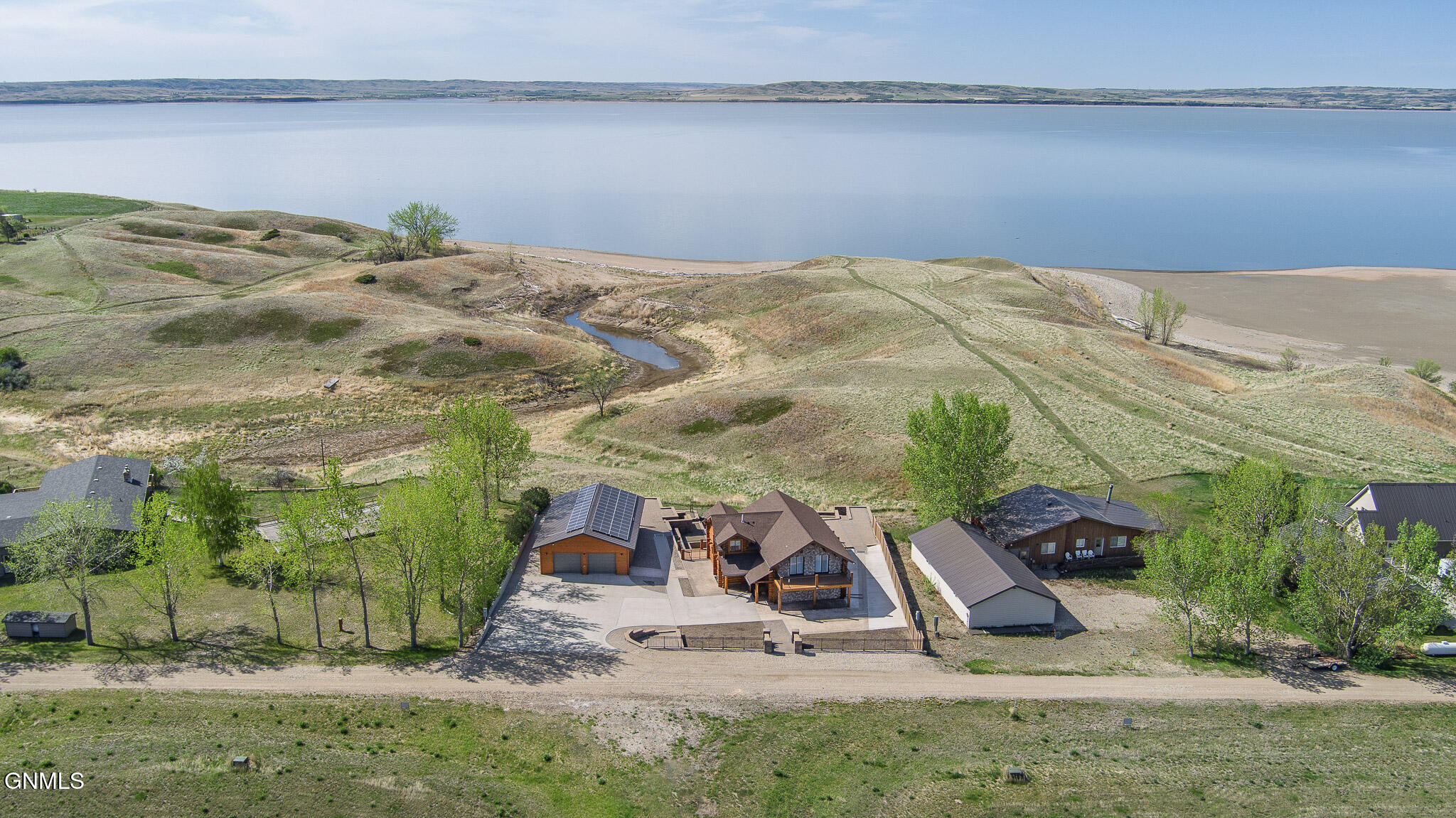 main property photo 57