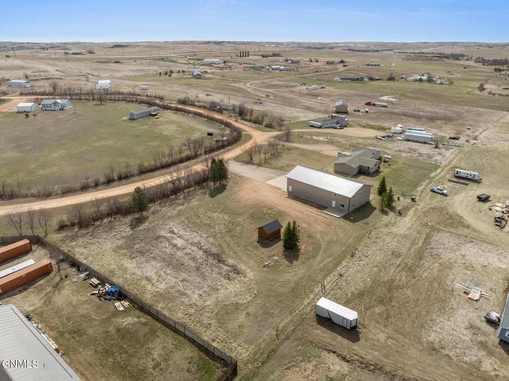 main property photo 12