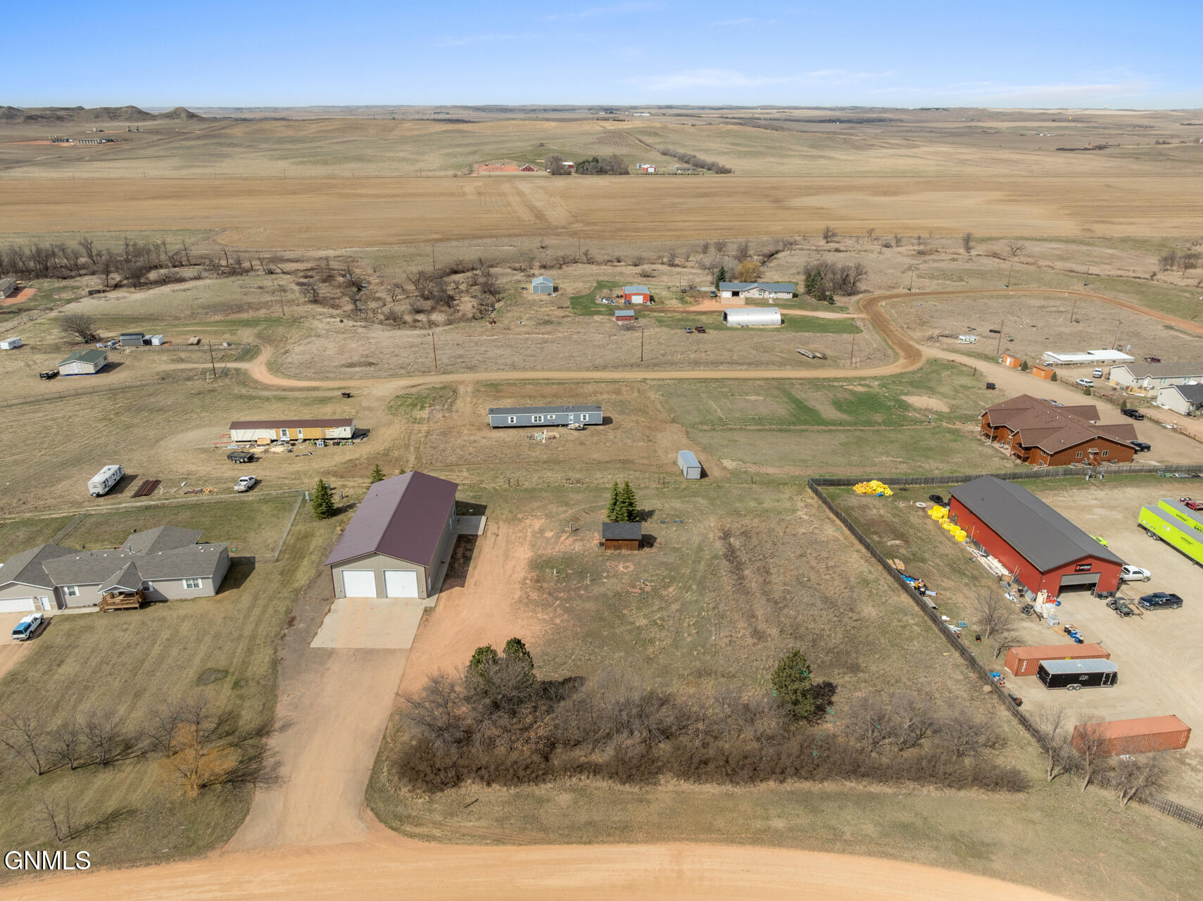 main property photo 15