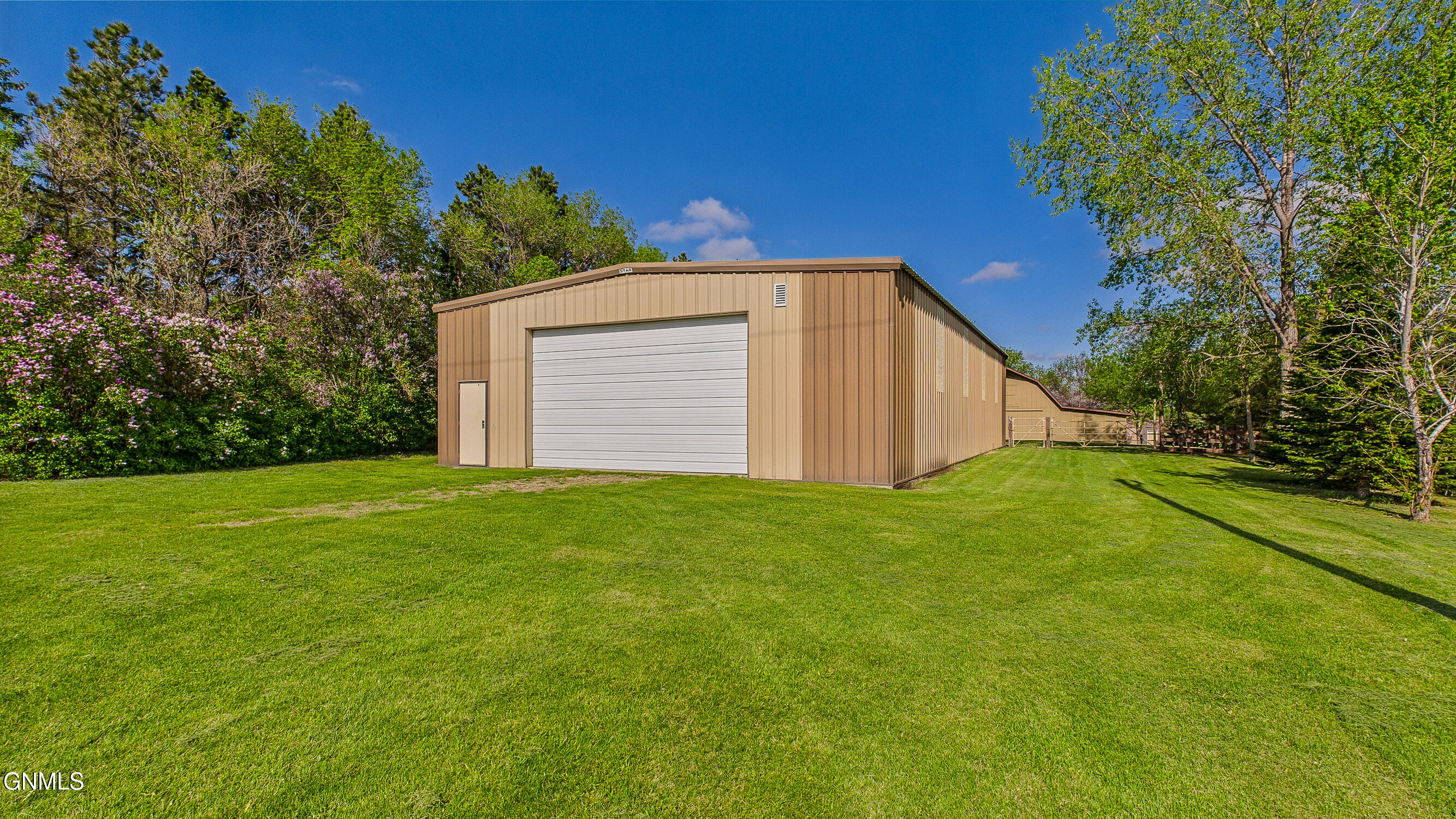 main property photo 60