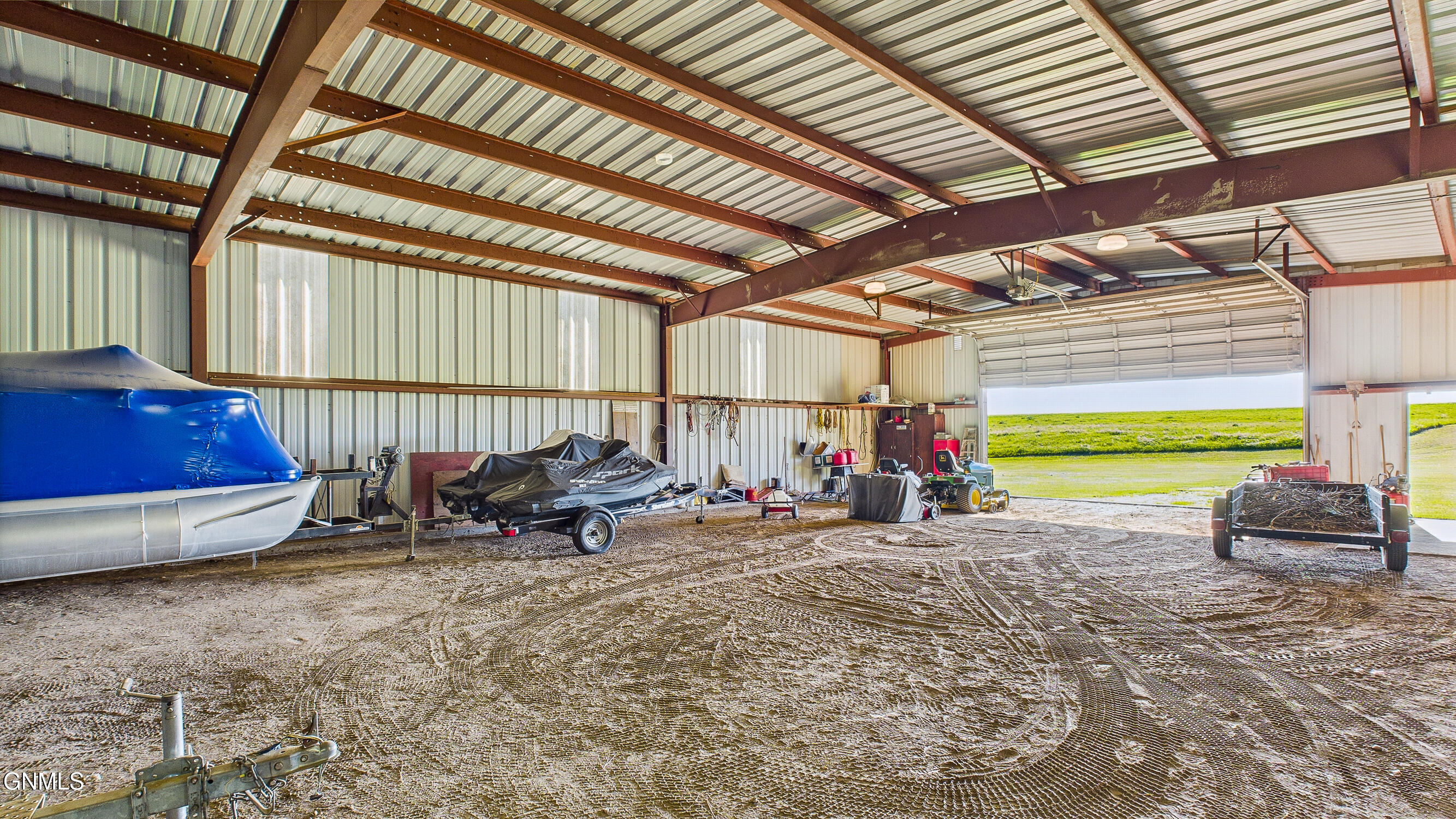 main property photo 63