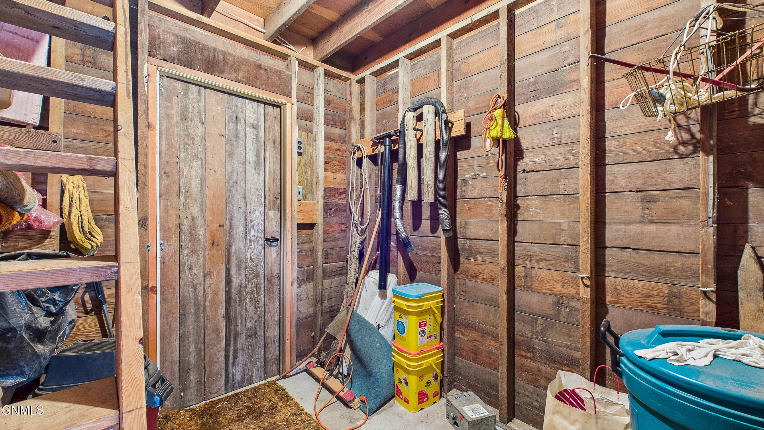 main property photo 68