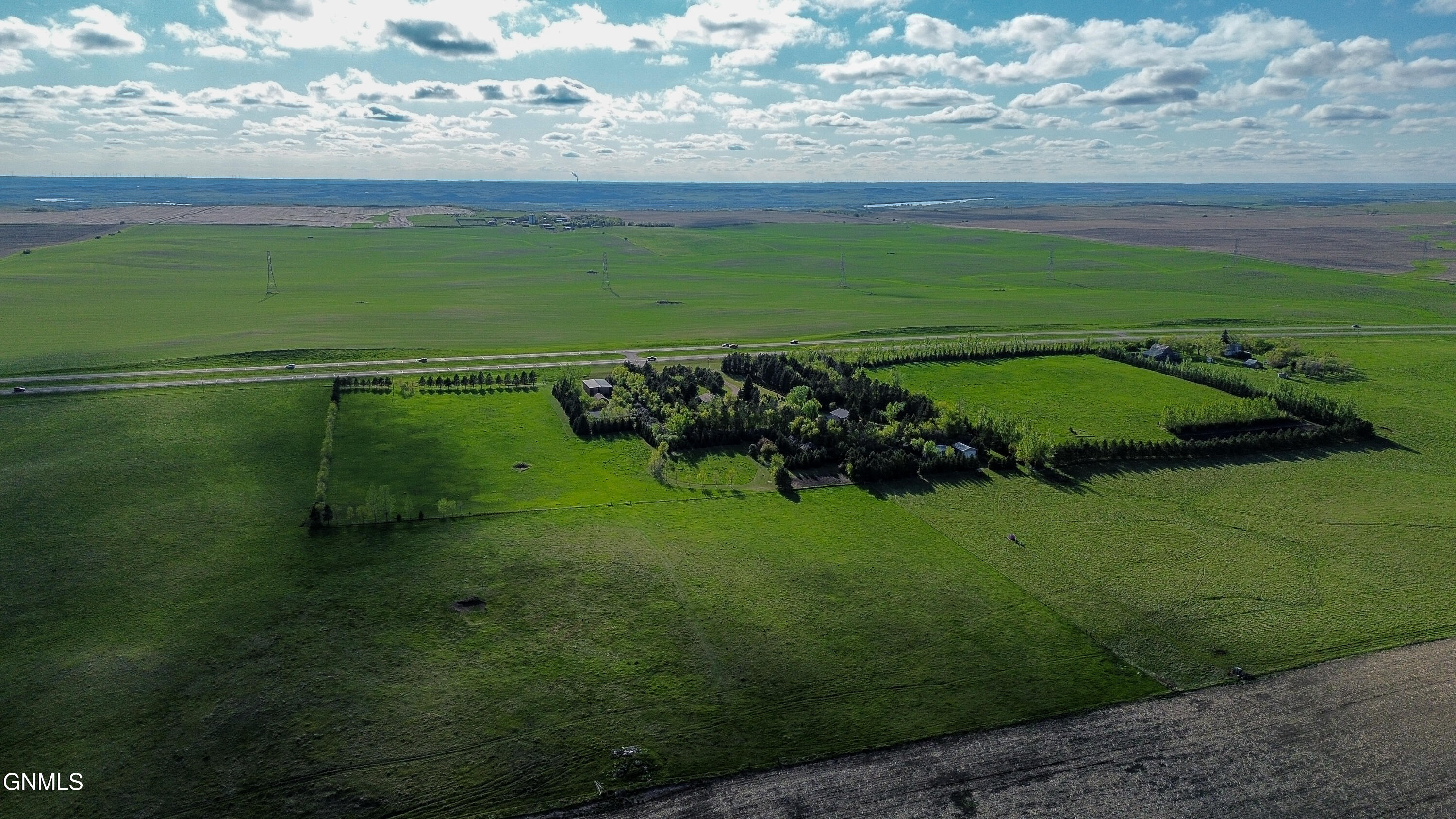 main property photo 83