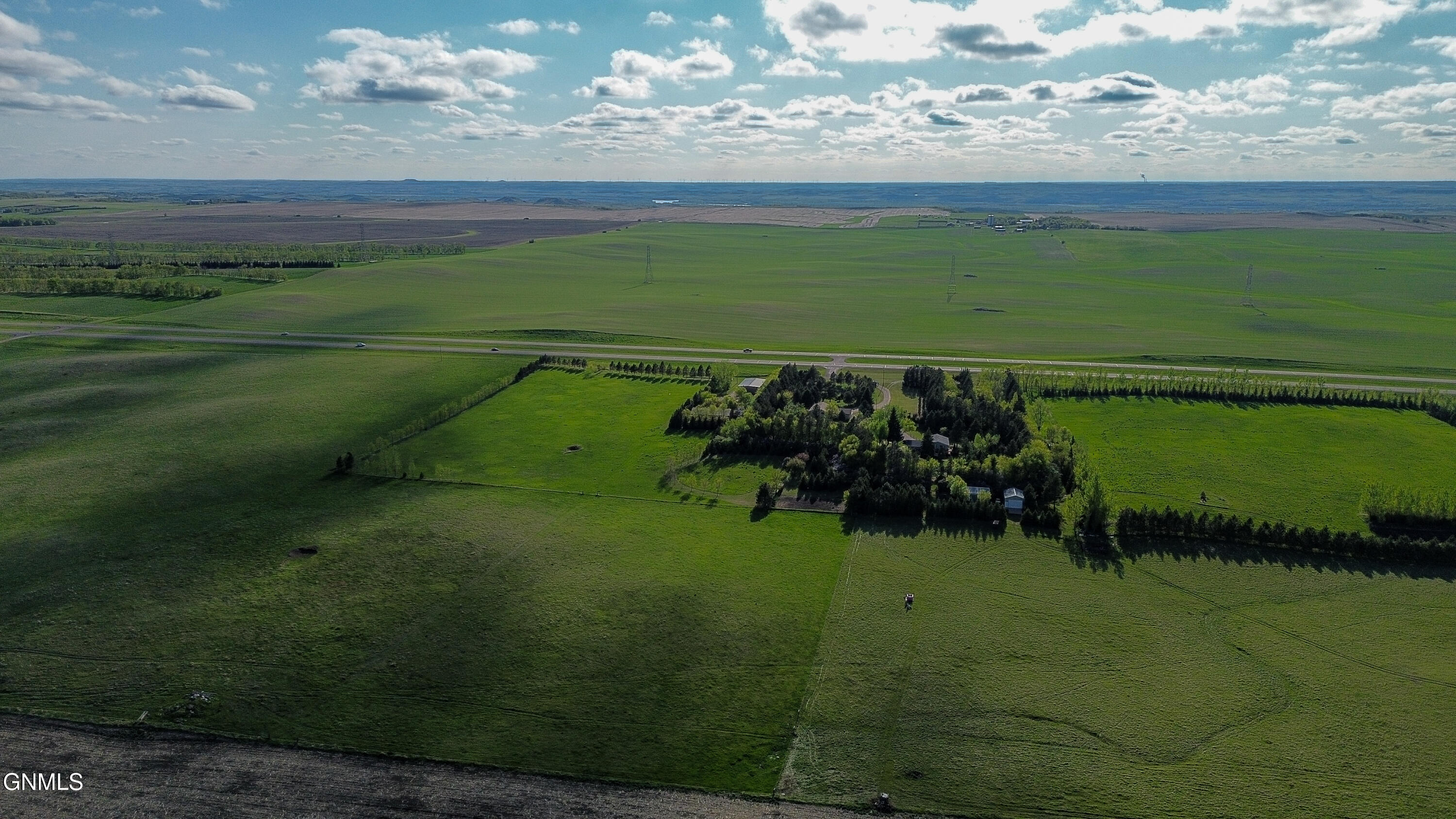 main property photo 86