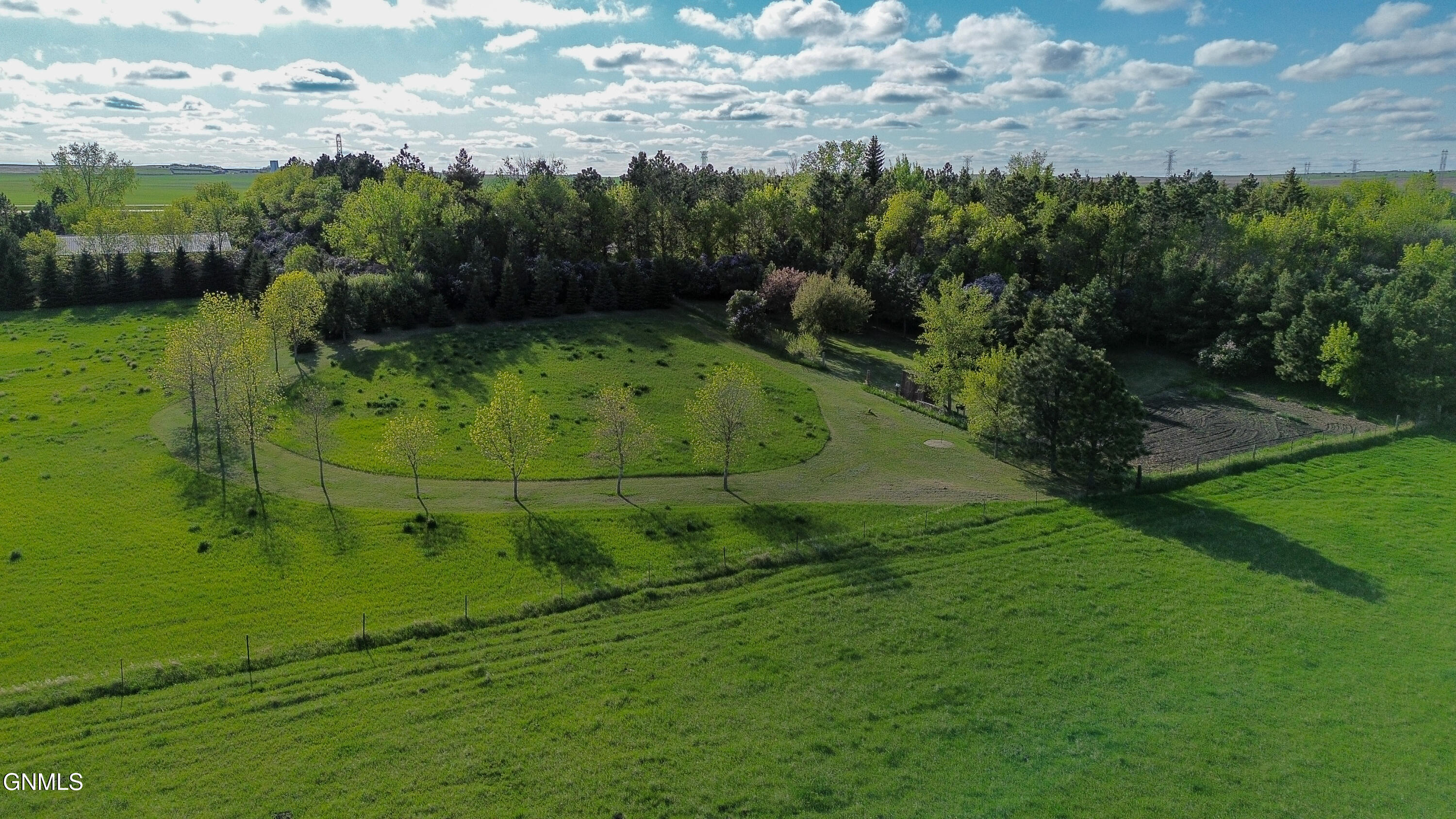 main property photo 88
