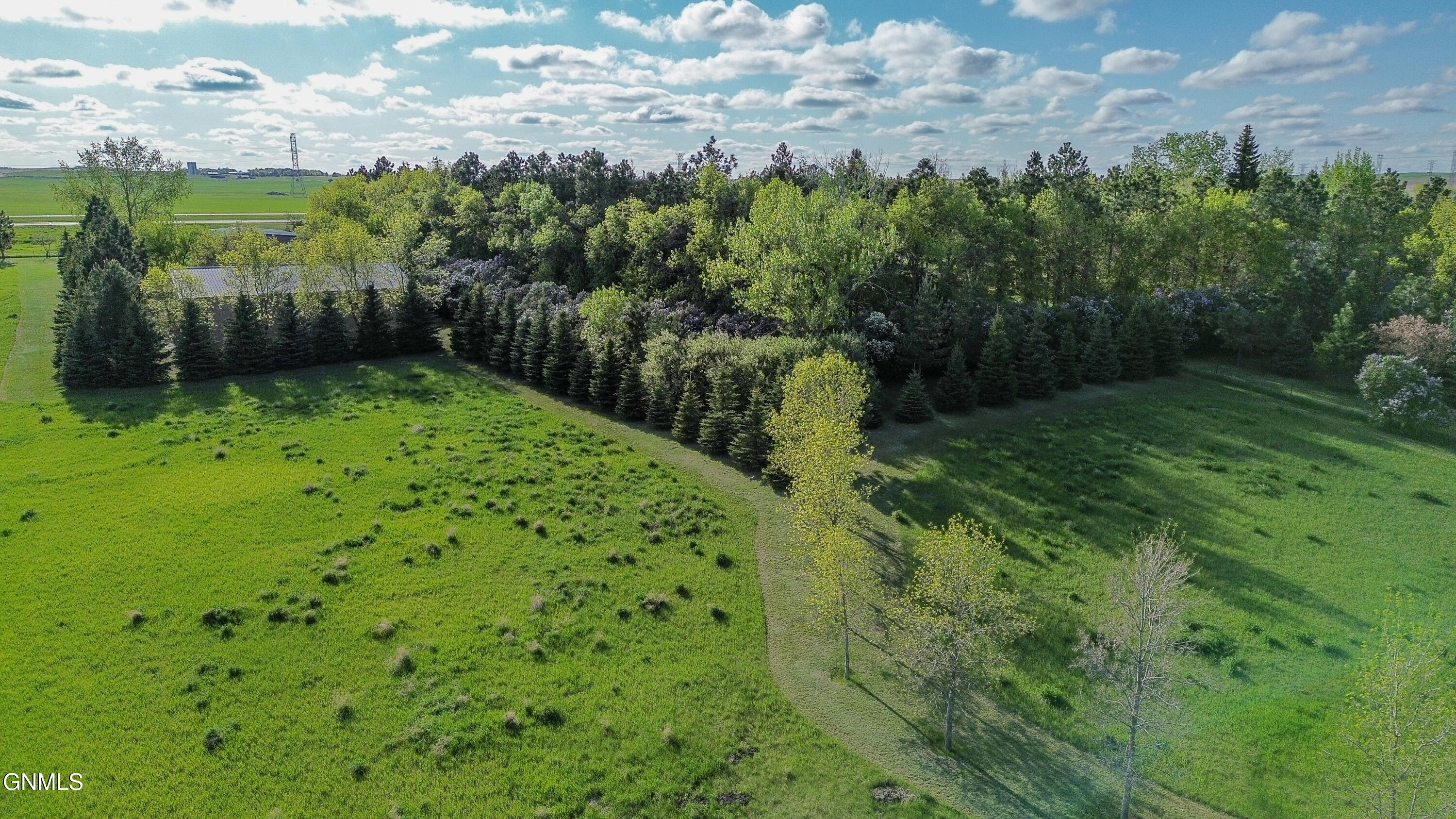 main property photo 89