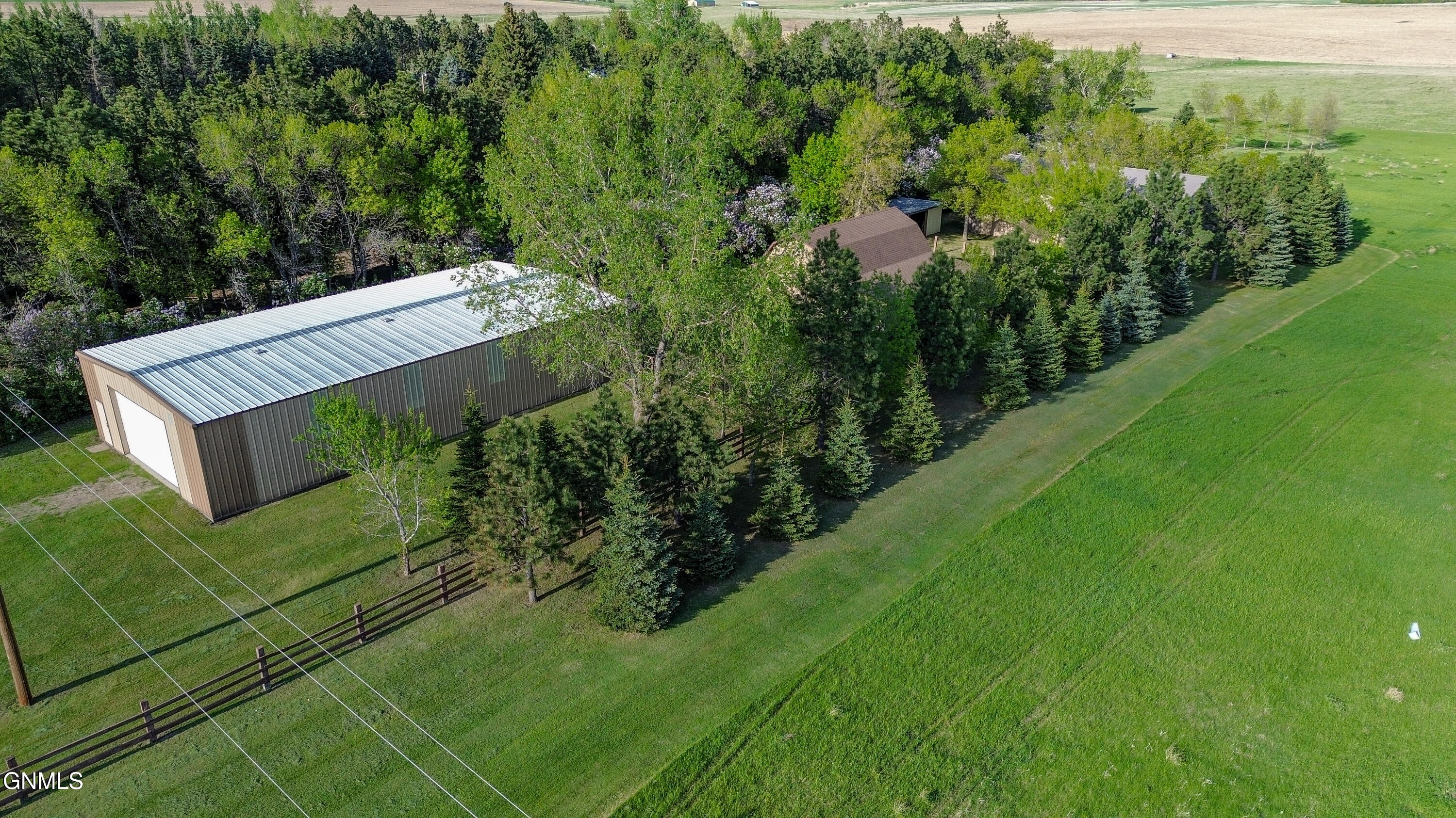 main property photo 92