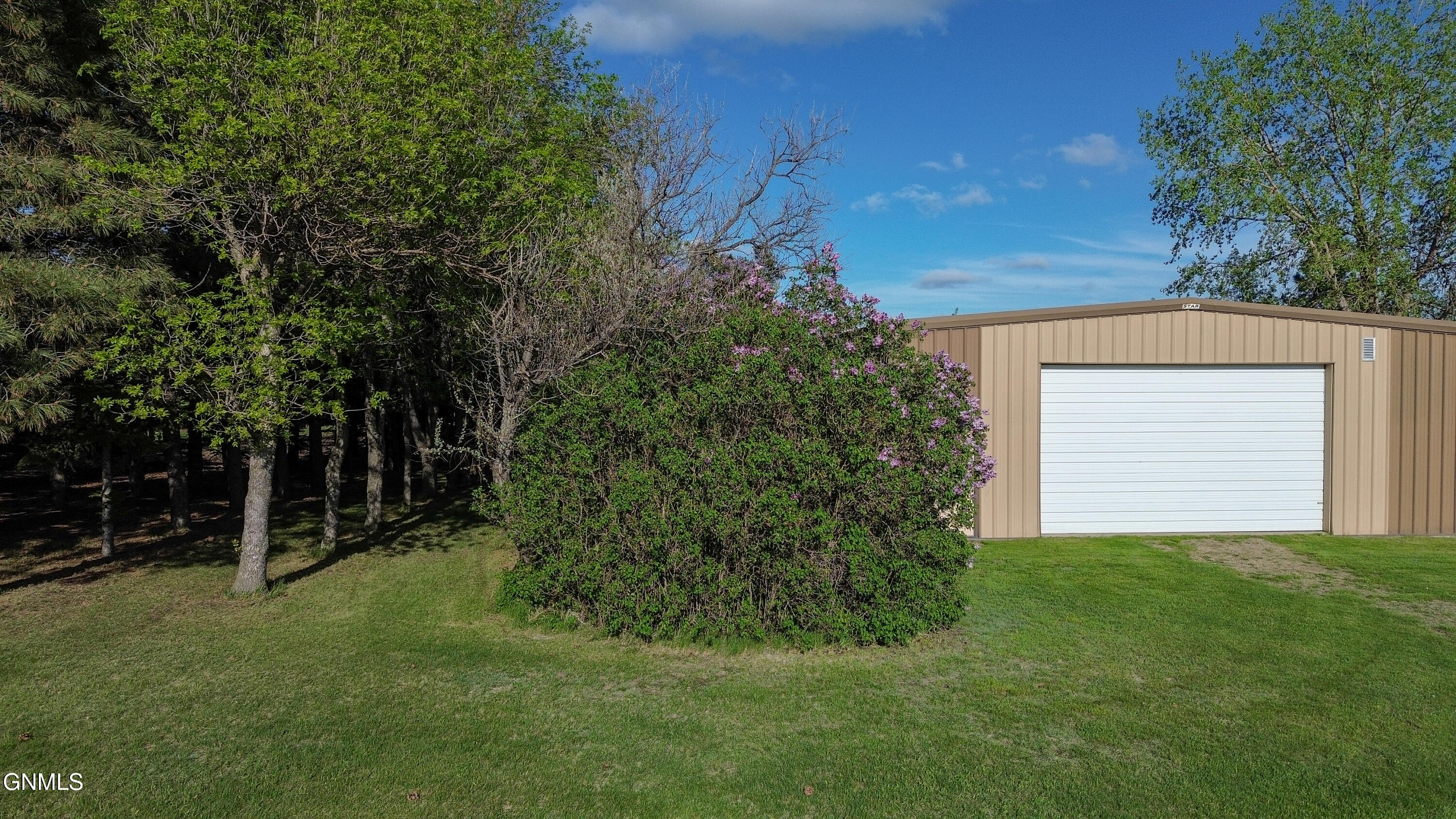 main property photo 96