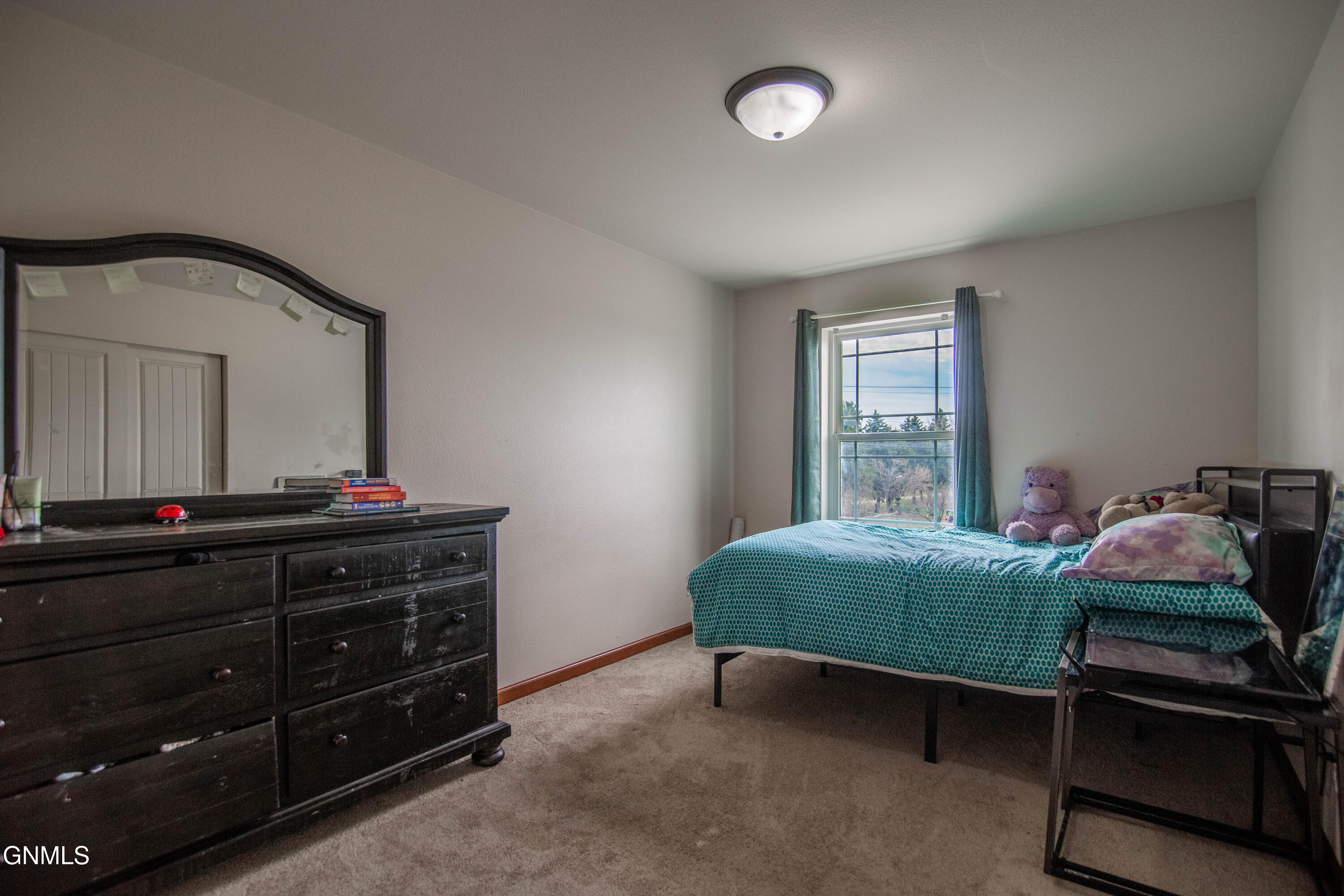 property viewer photo 15
