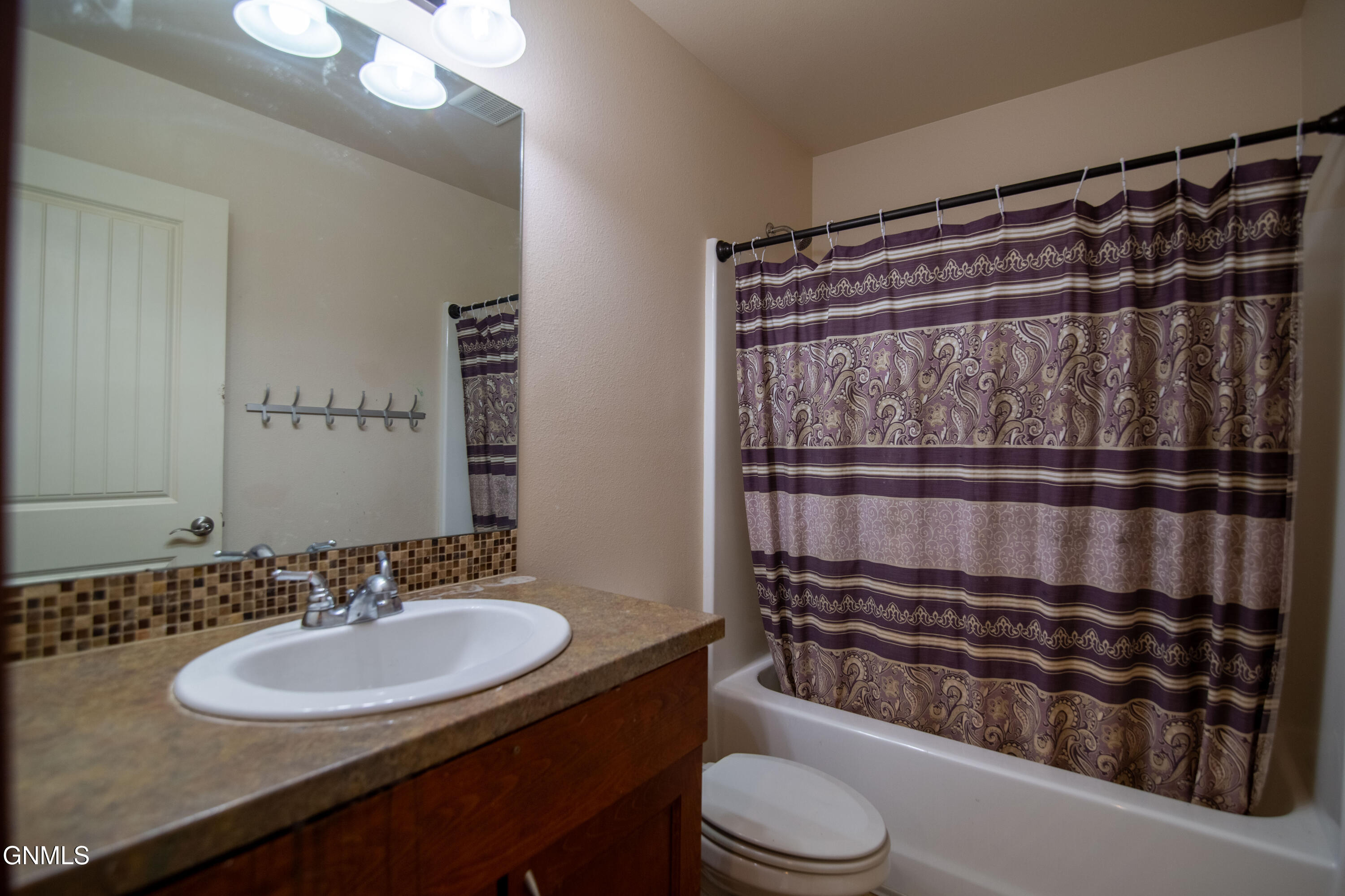 property viewer photo 19