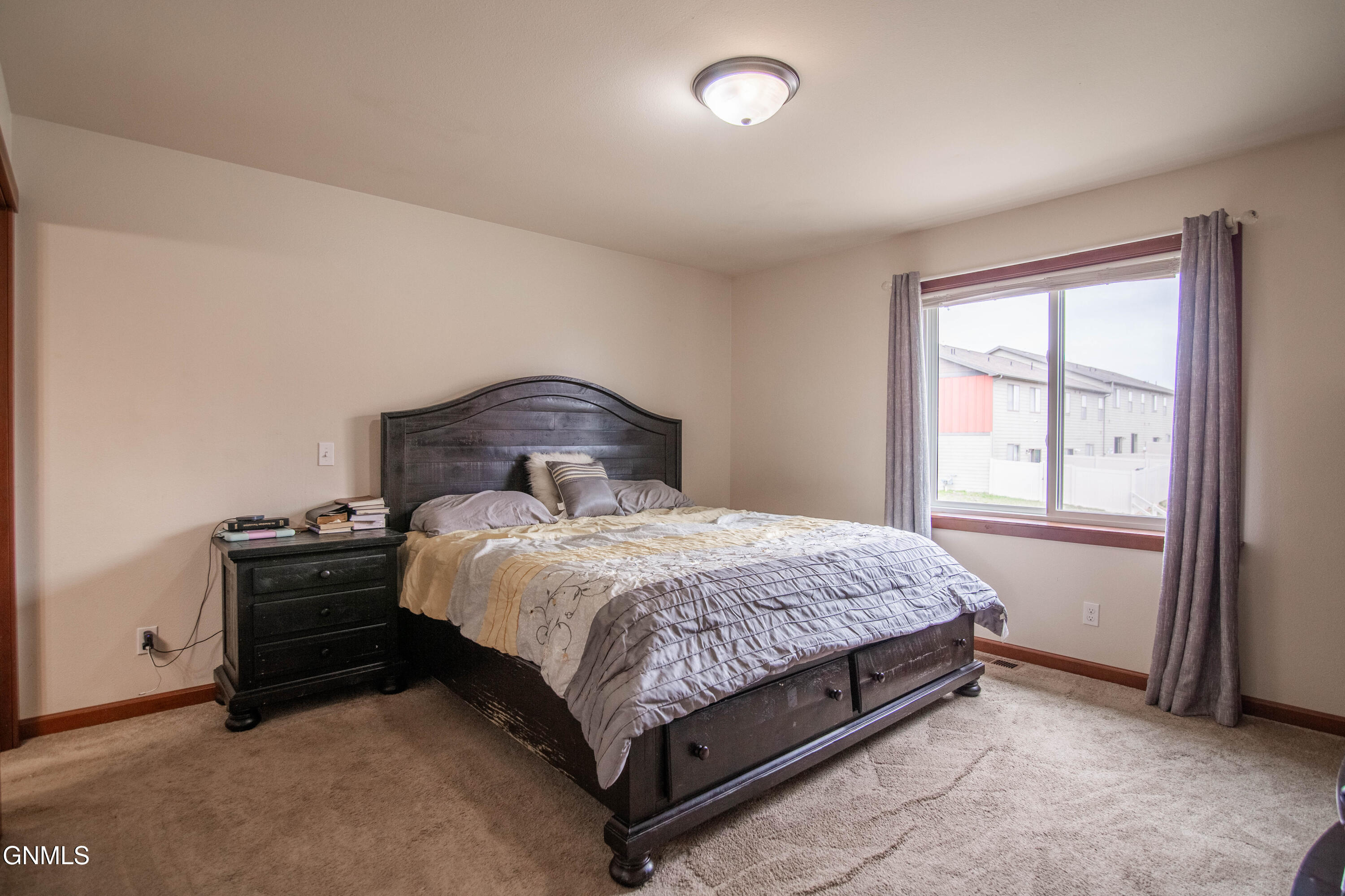 property viewer photo 22