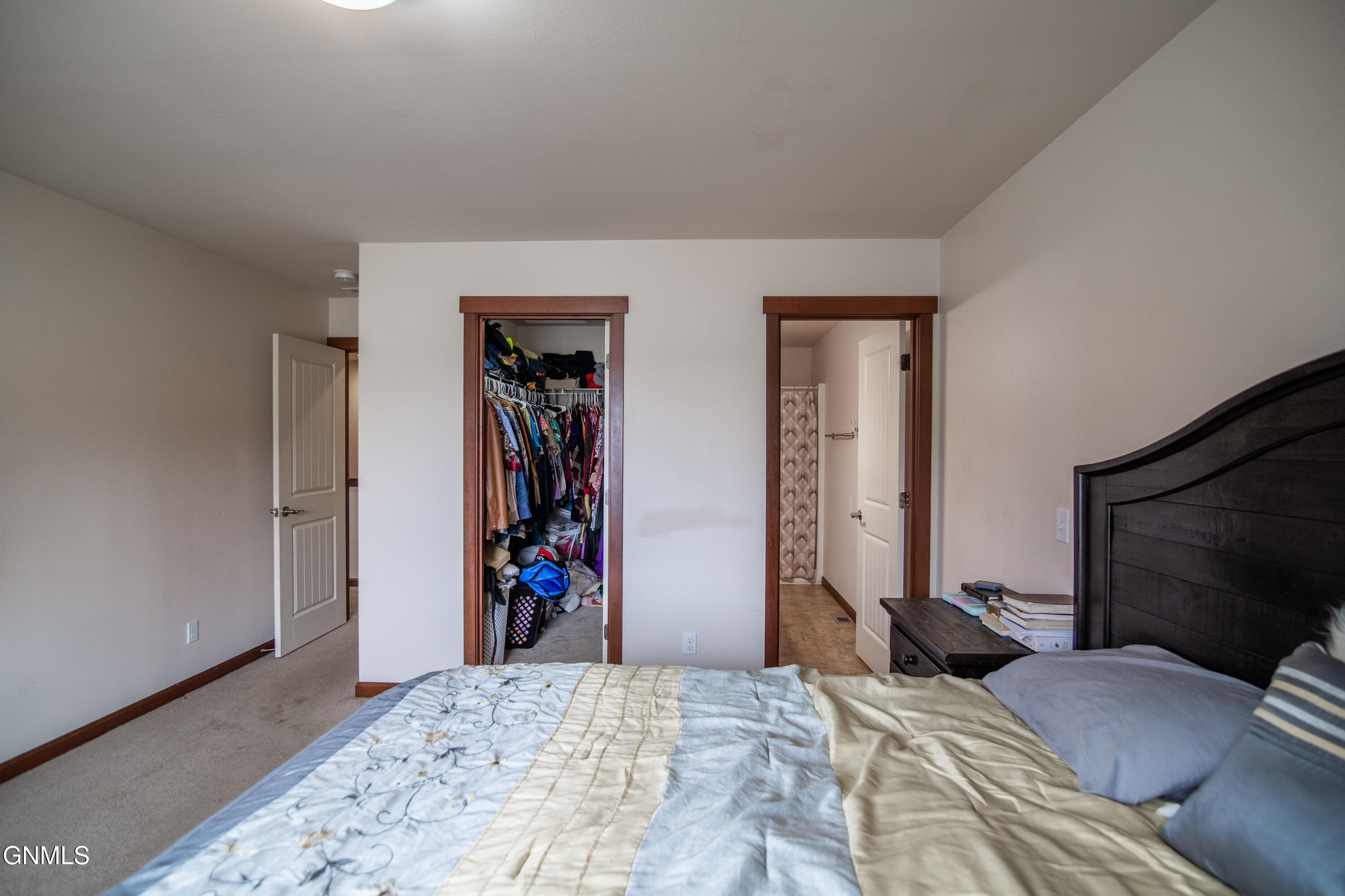property viewer photo 24