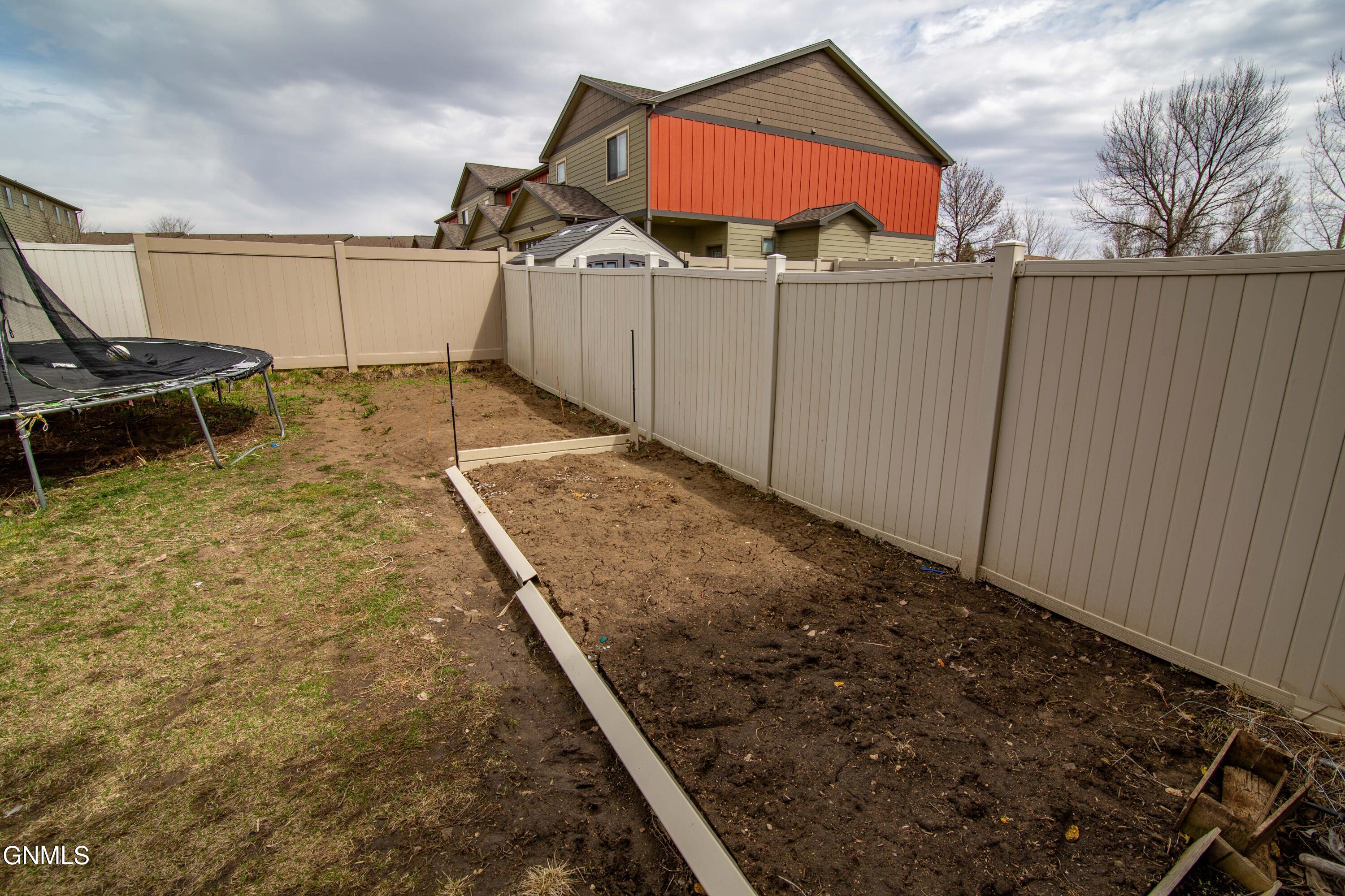 property viewer photo 33
