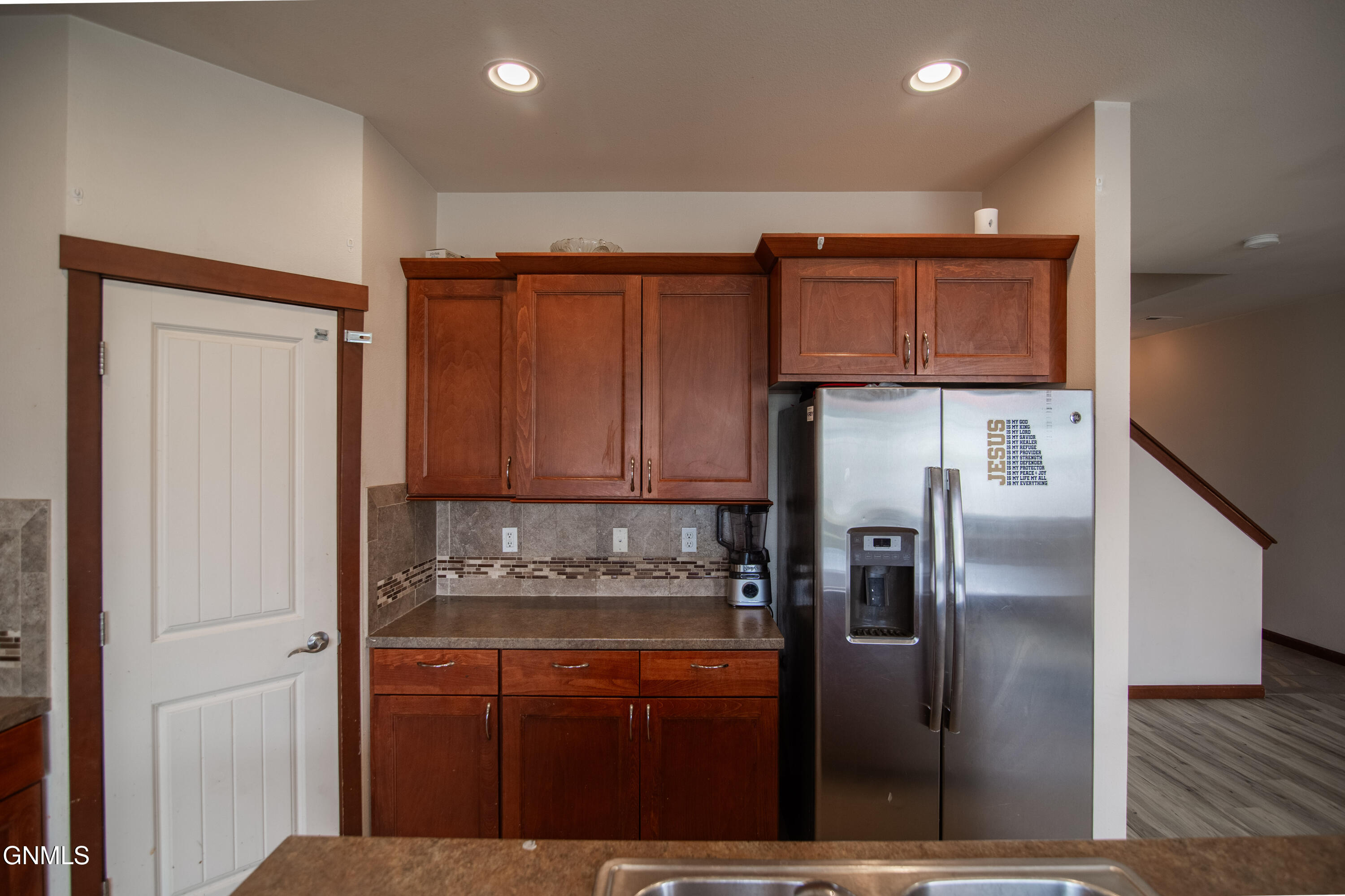property viewer photo 9