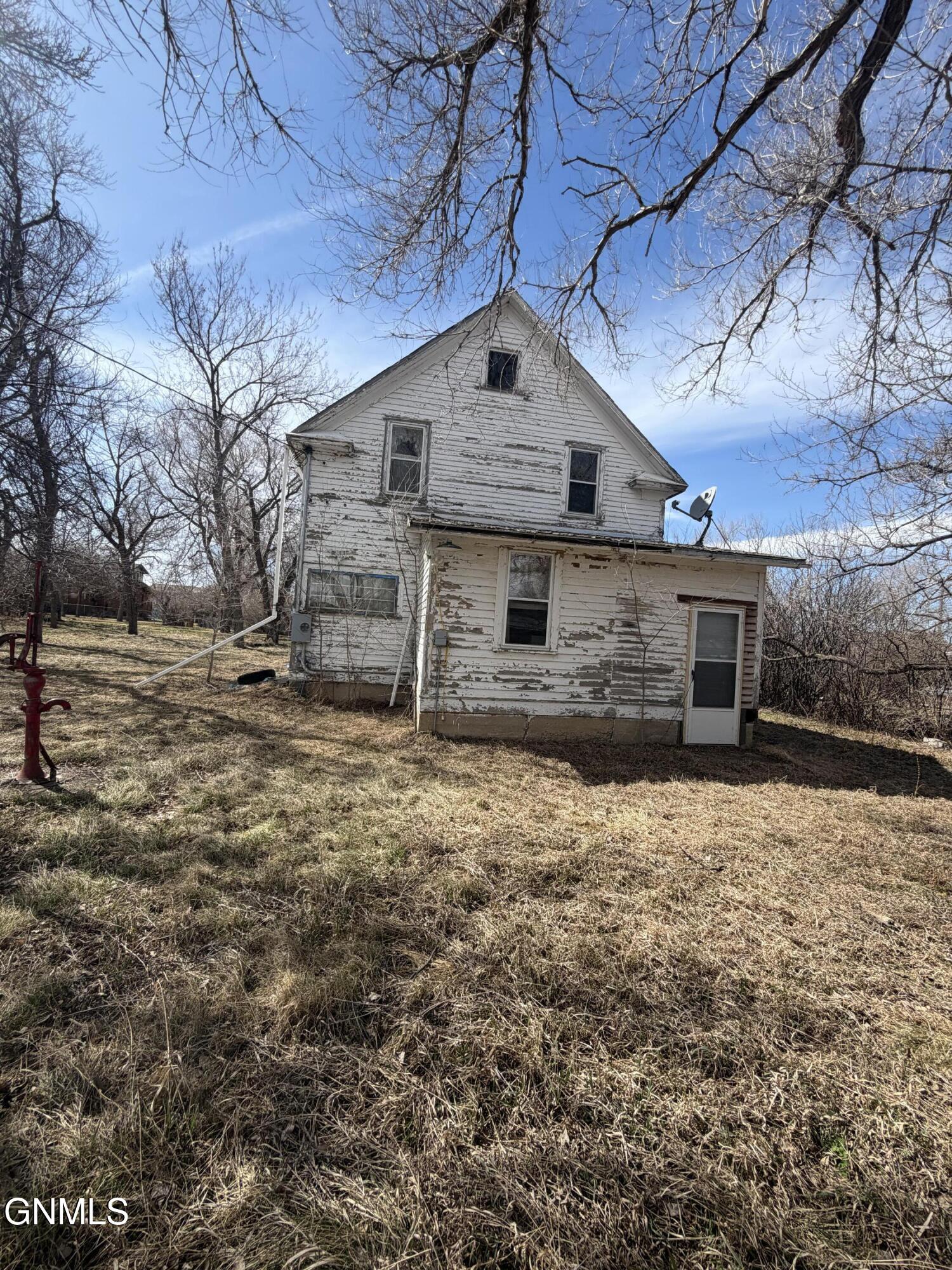main property photo 20