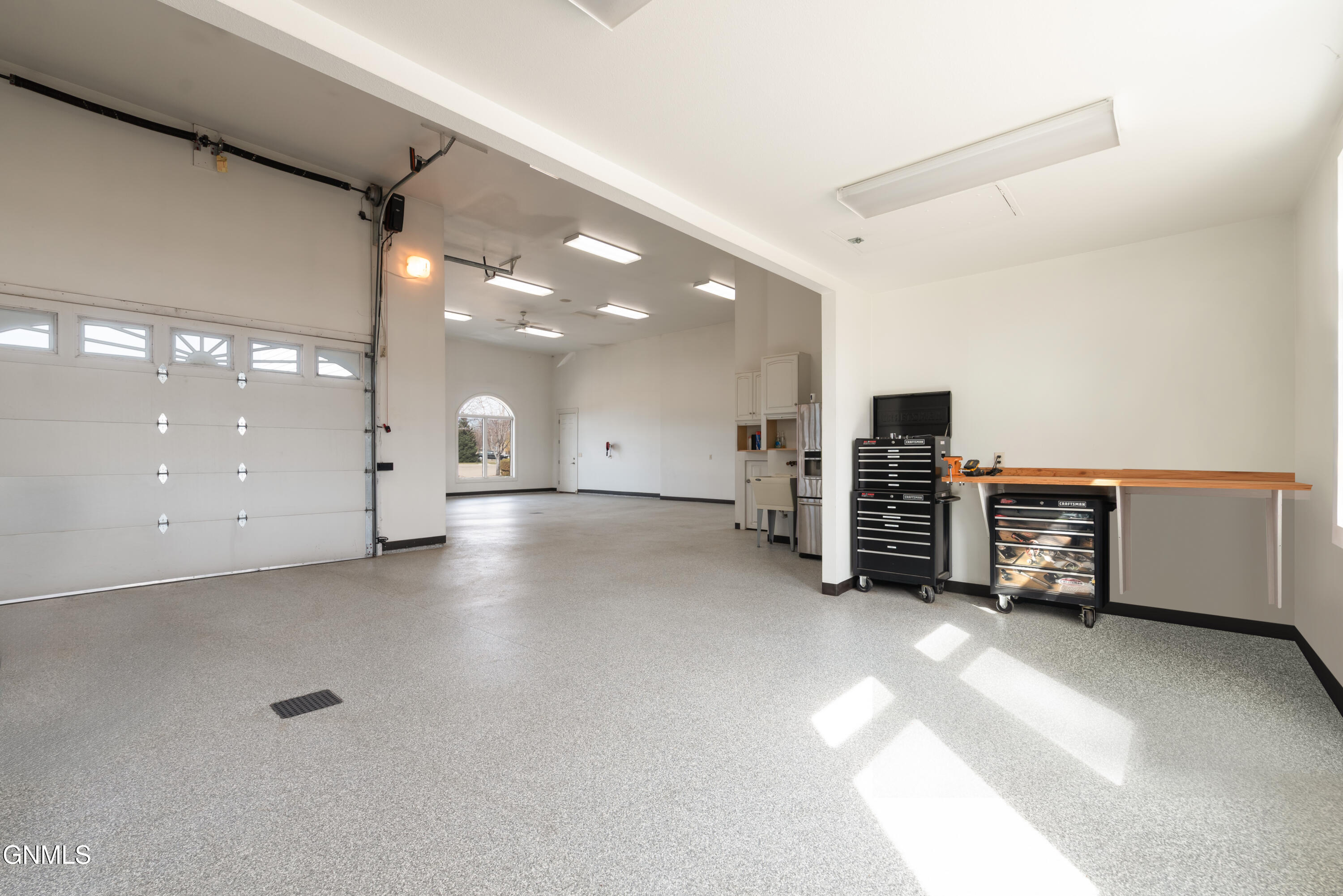 main property photo 60