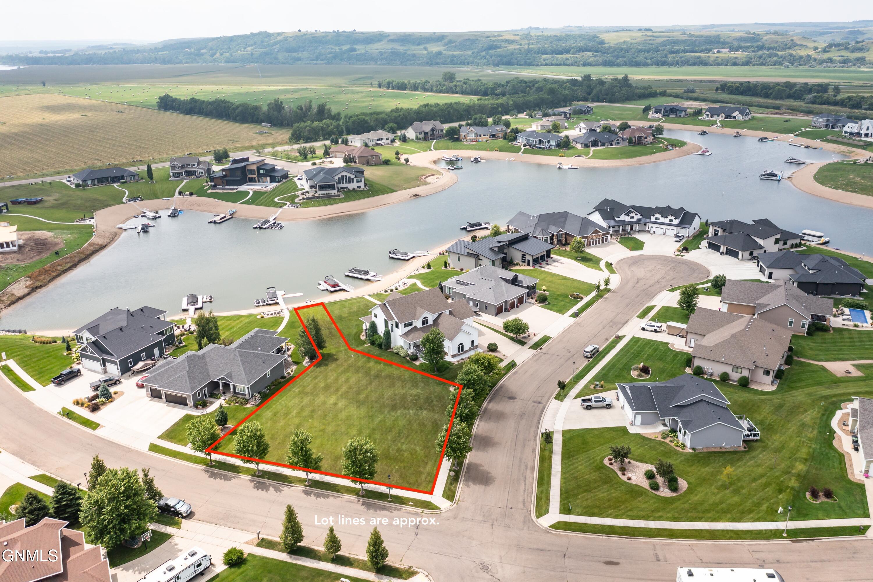 main property photo 4