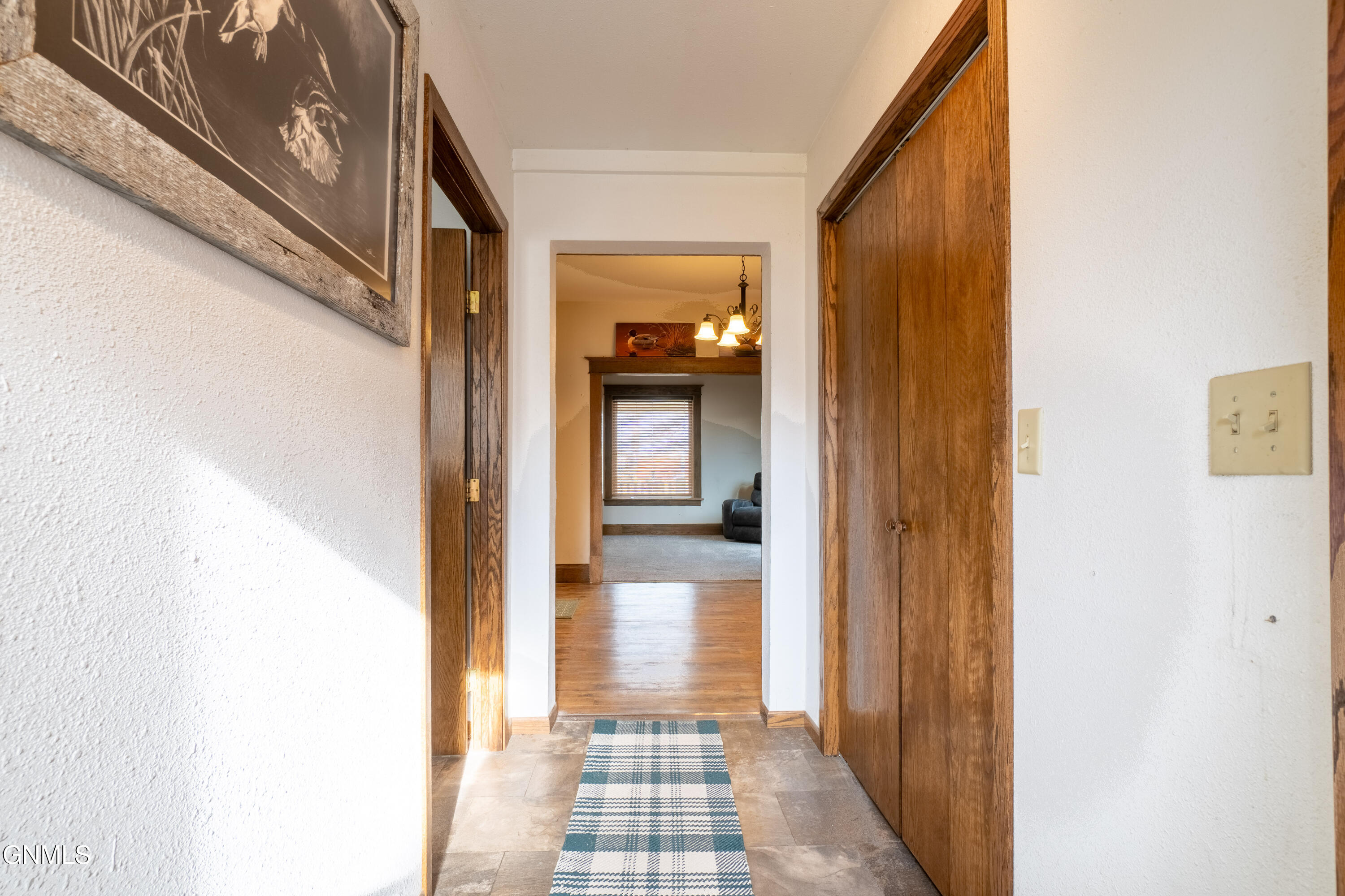 property viewer photo 12