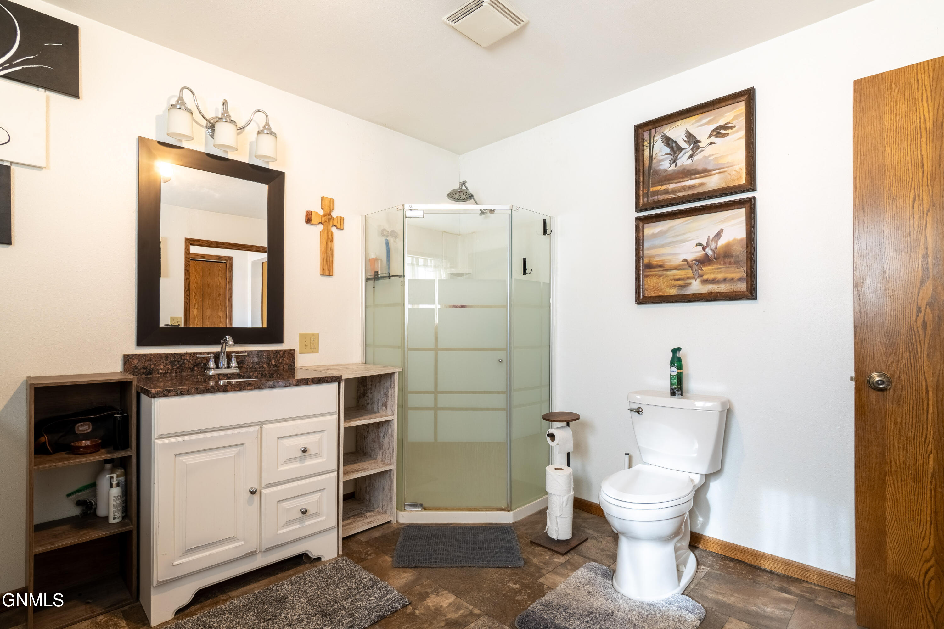 property viewer photo 14