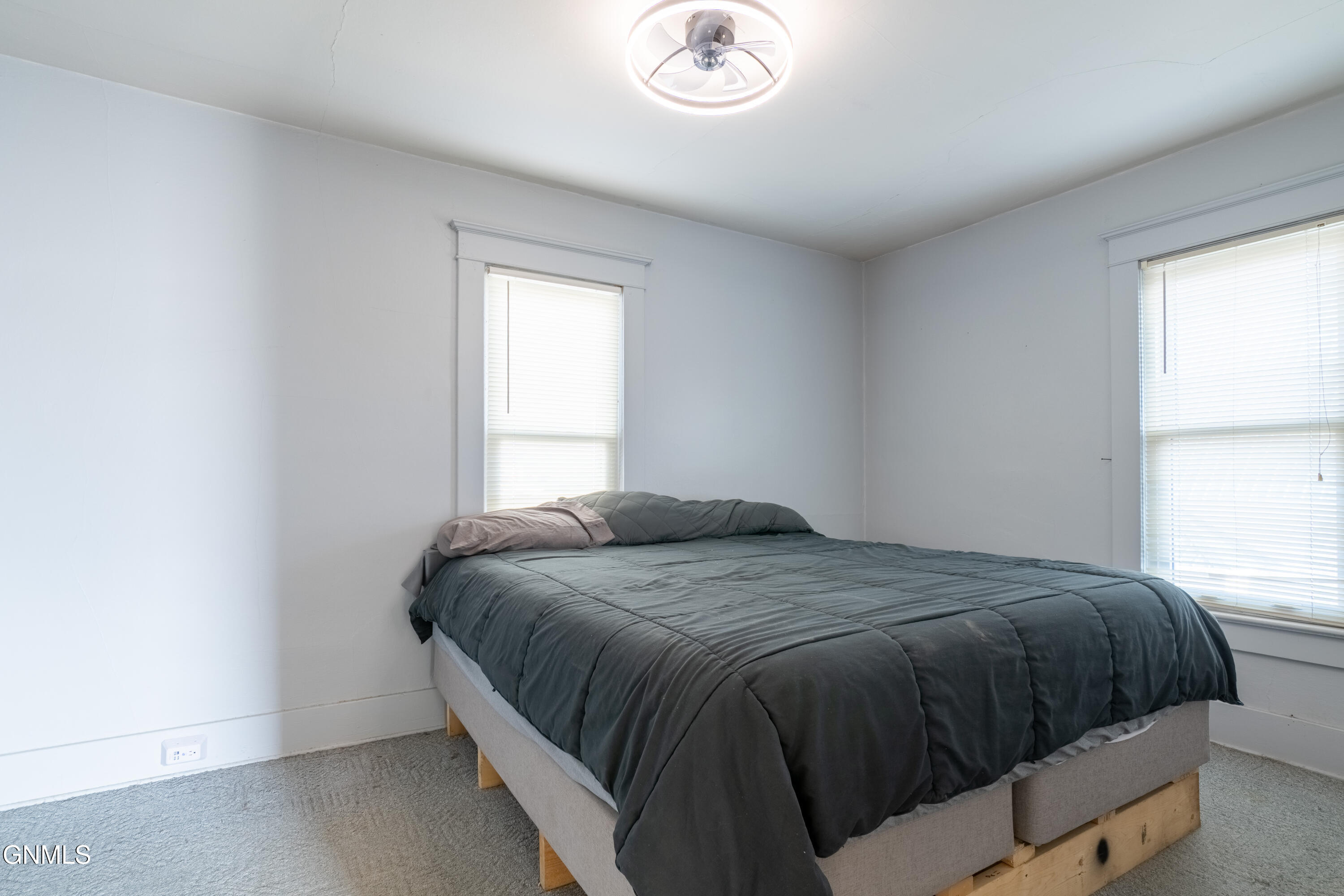 property viewer photo 21