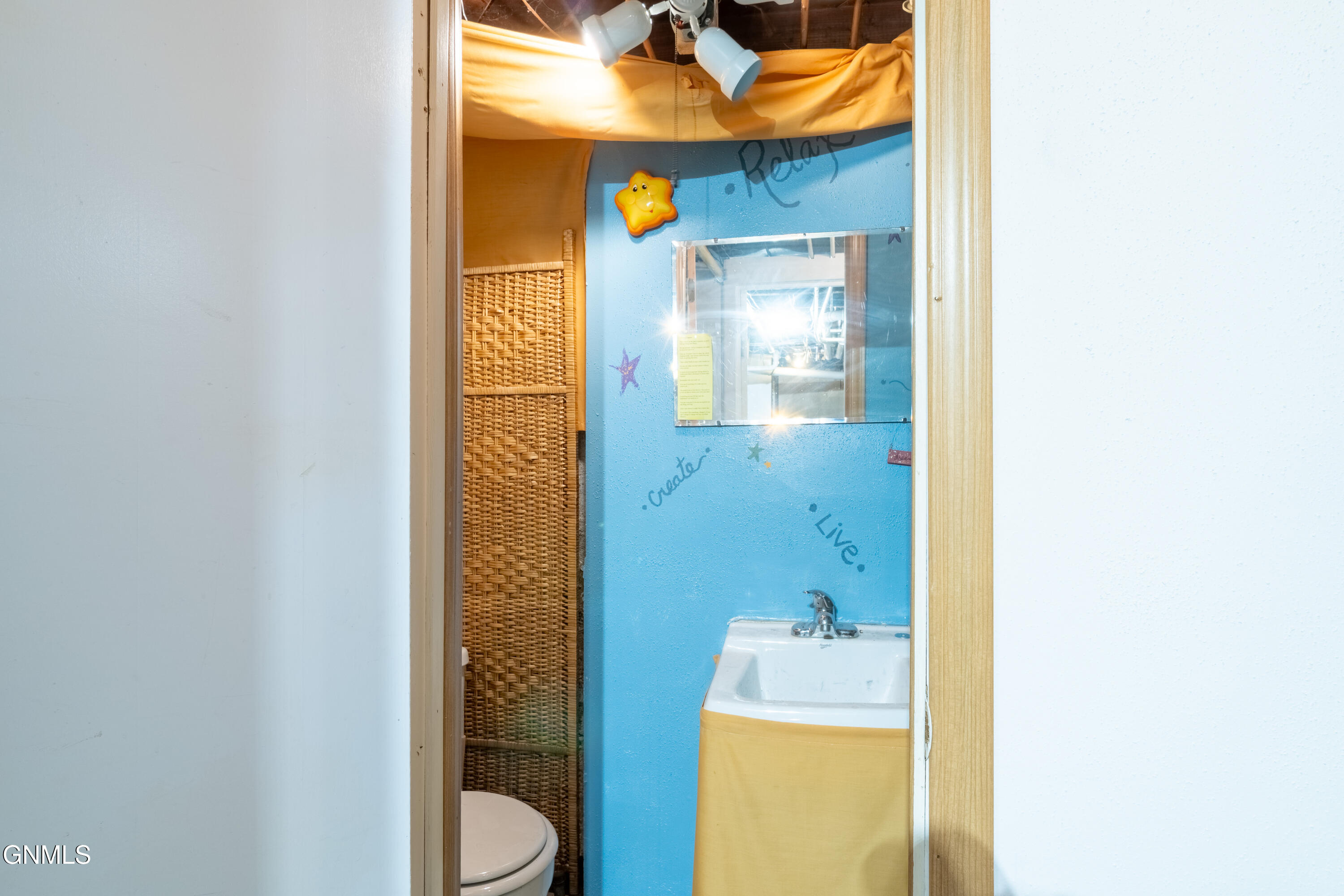 property viewer photo 25