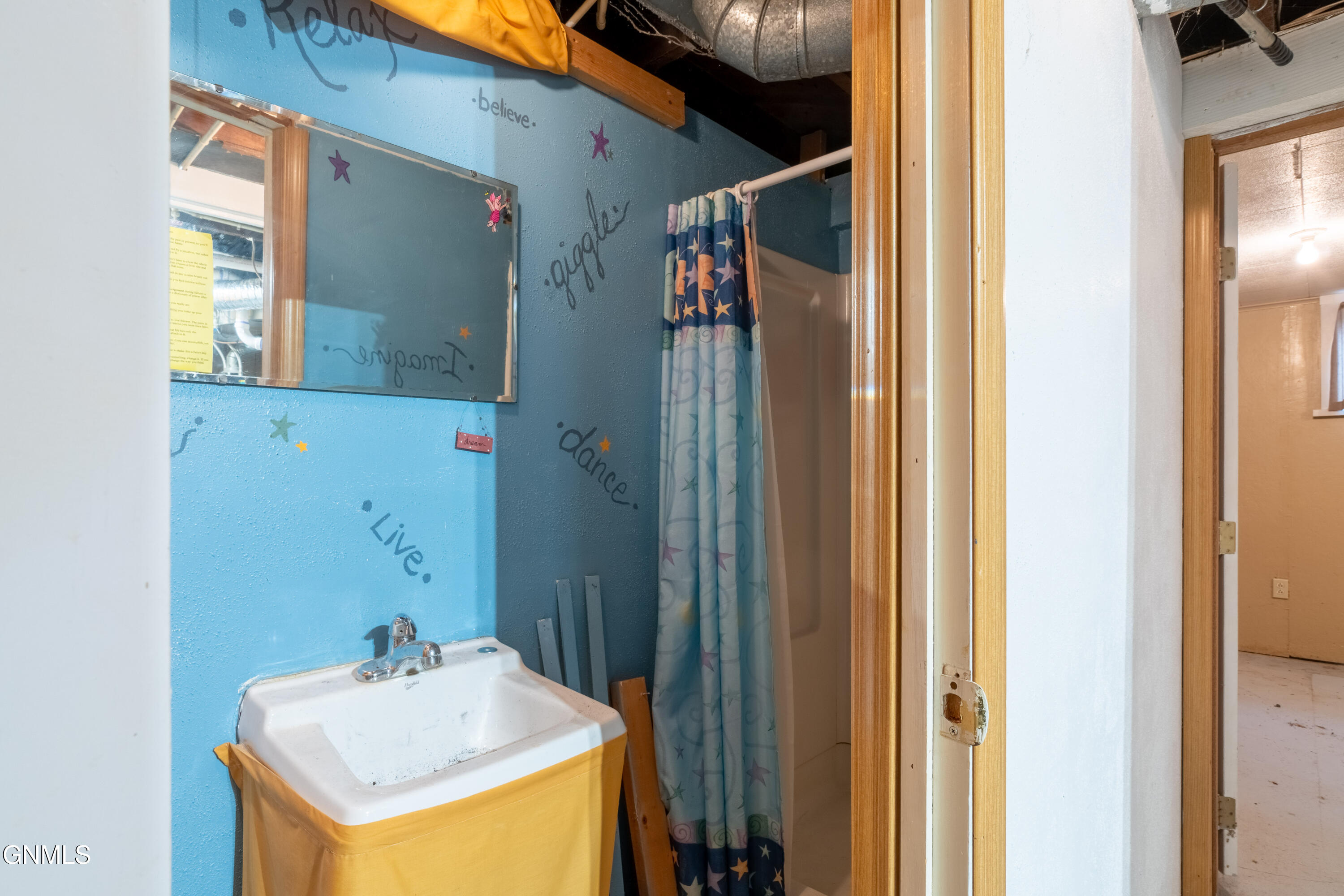 property viewer photo 26