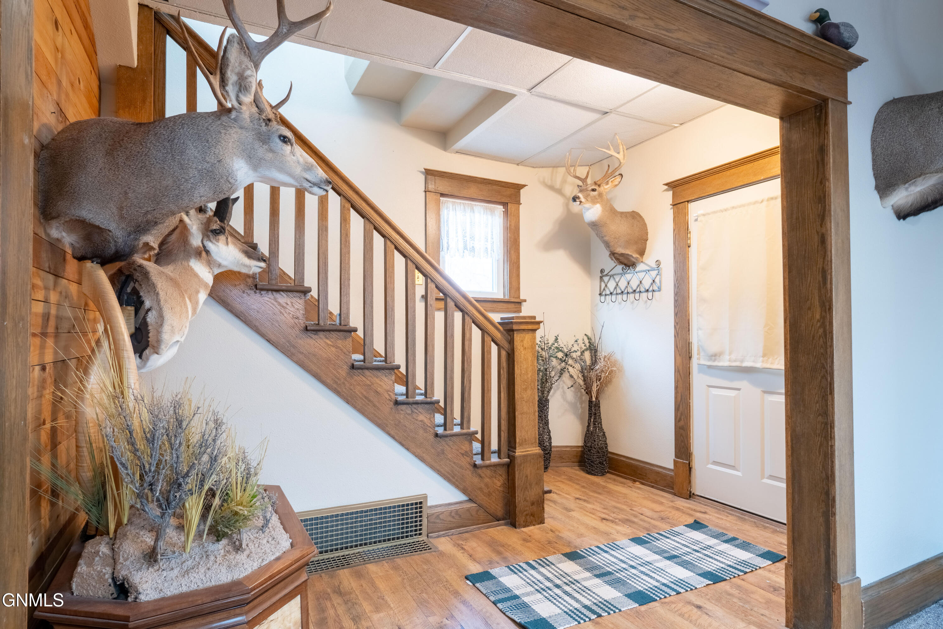 property viewer photo 3