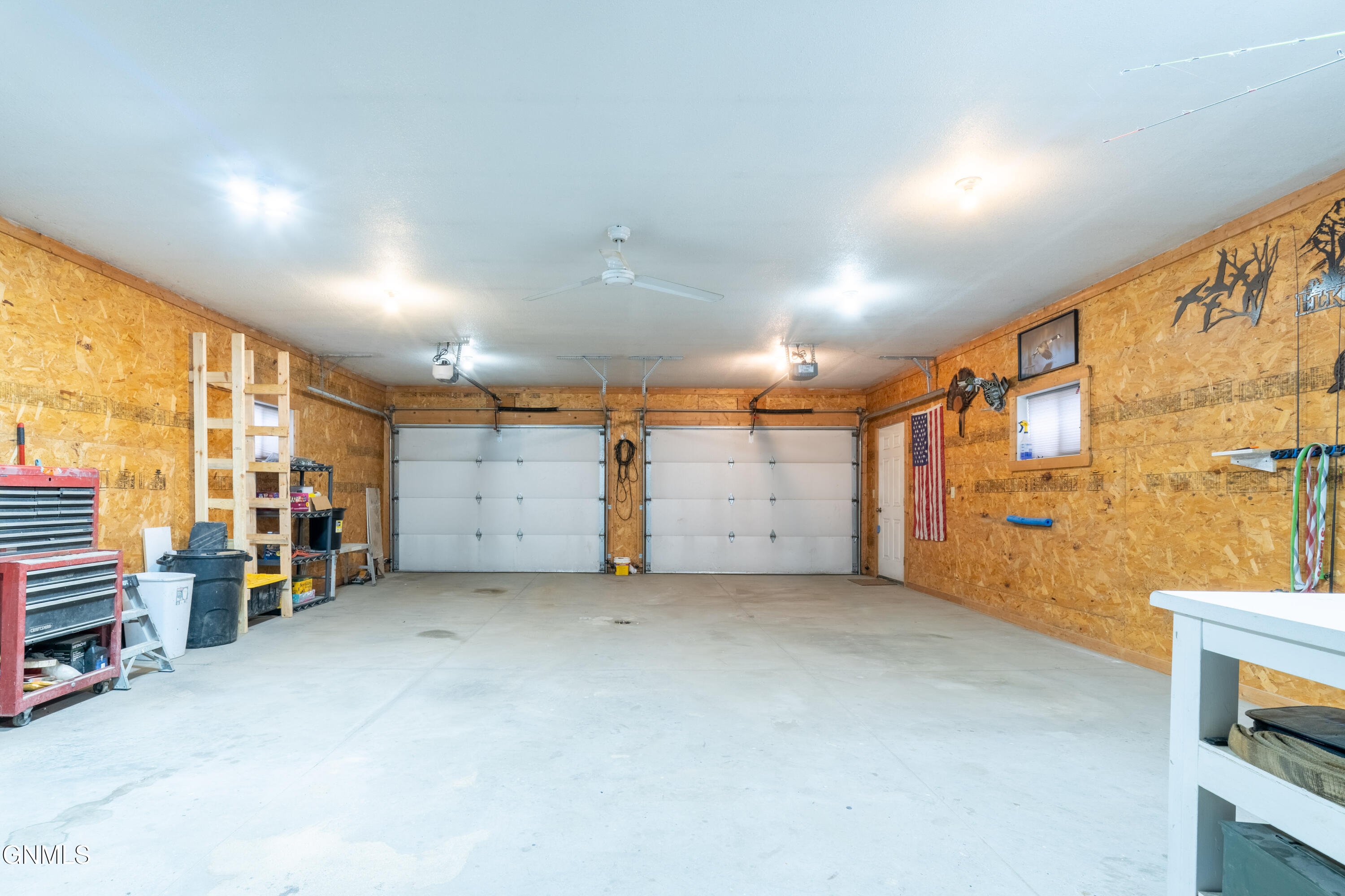 property viewer photo 30
