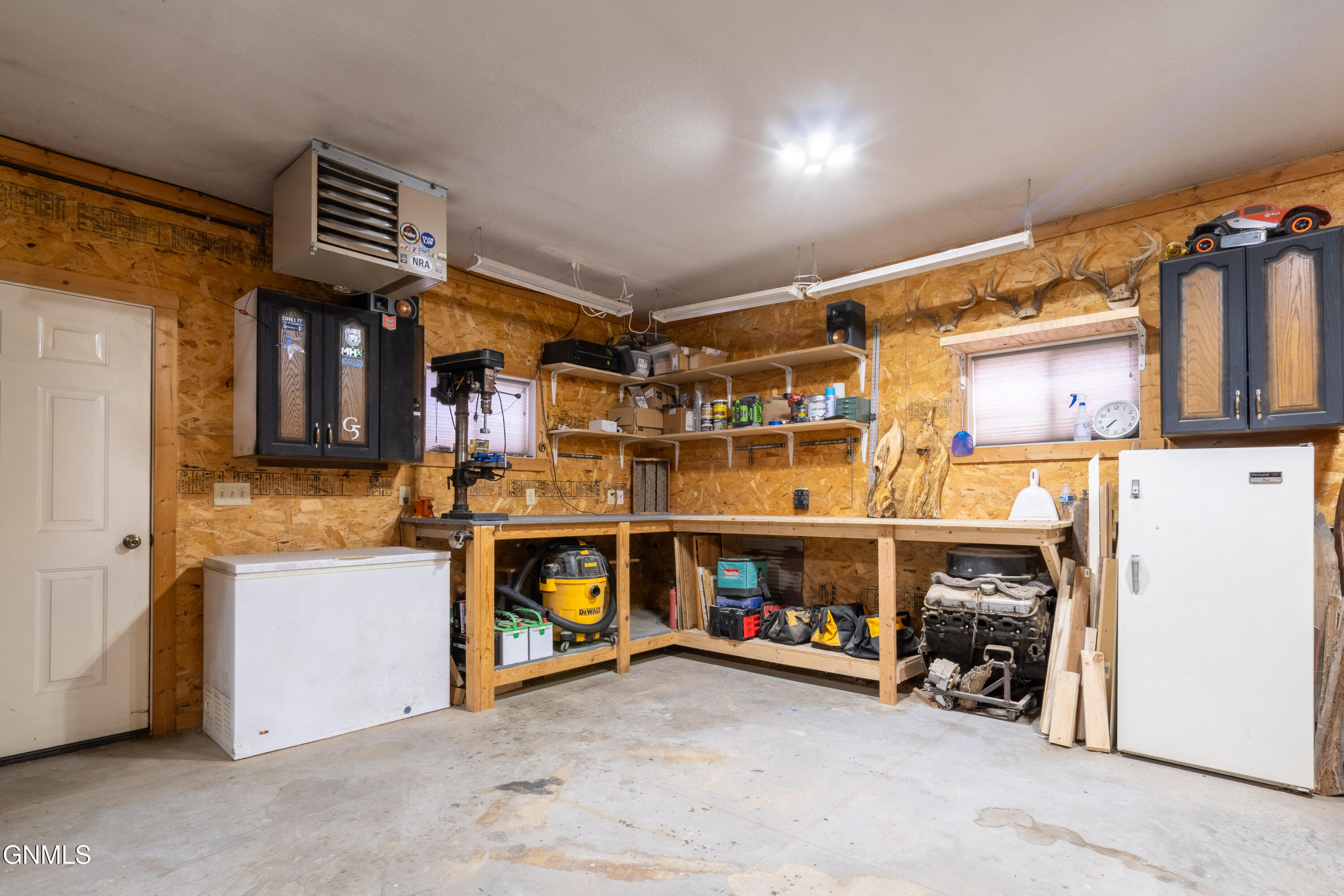 property viewer photo 31