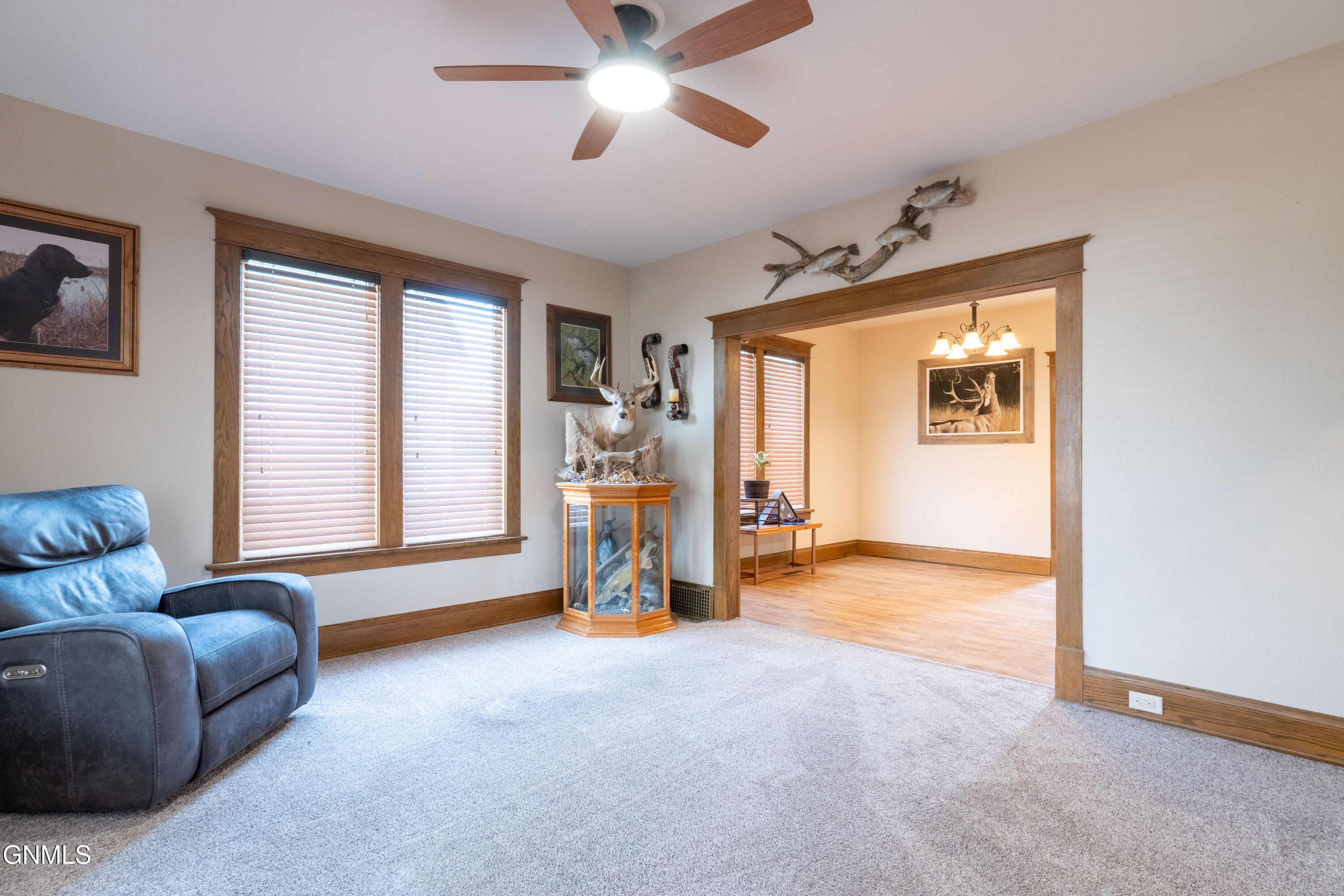 property viewer photo 5