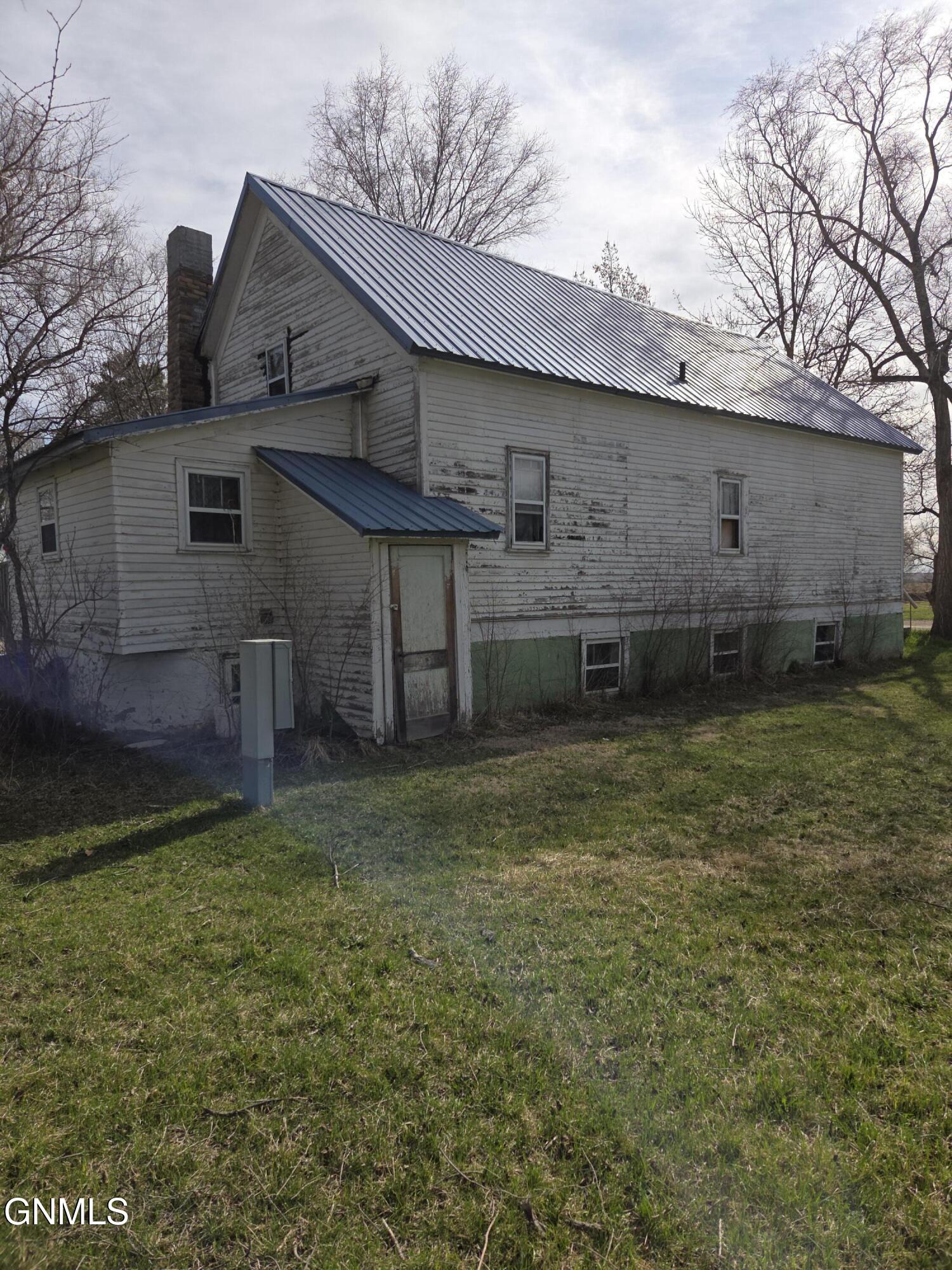 main property photo 21
