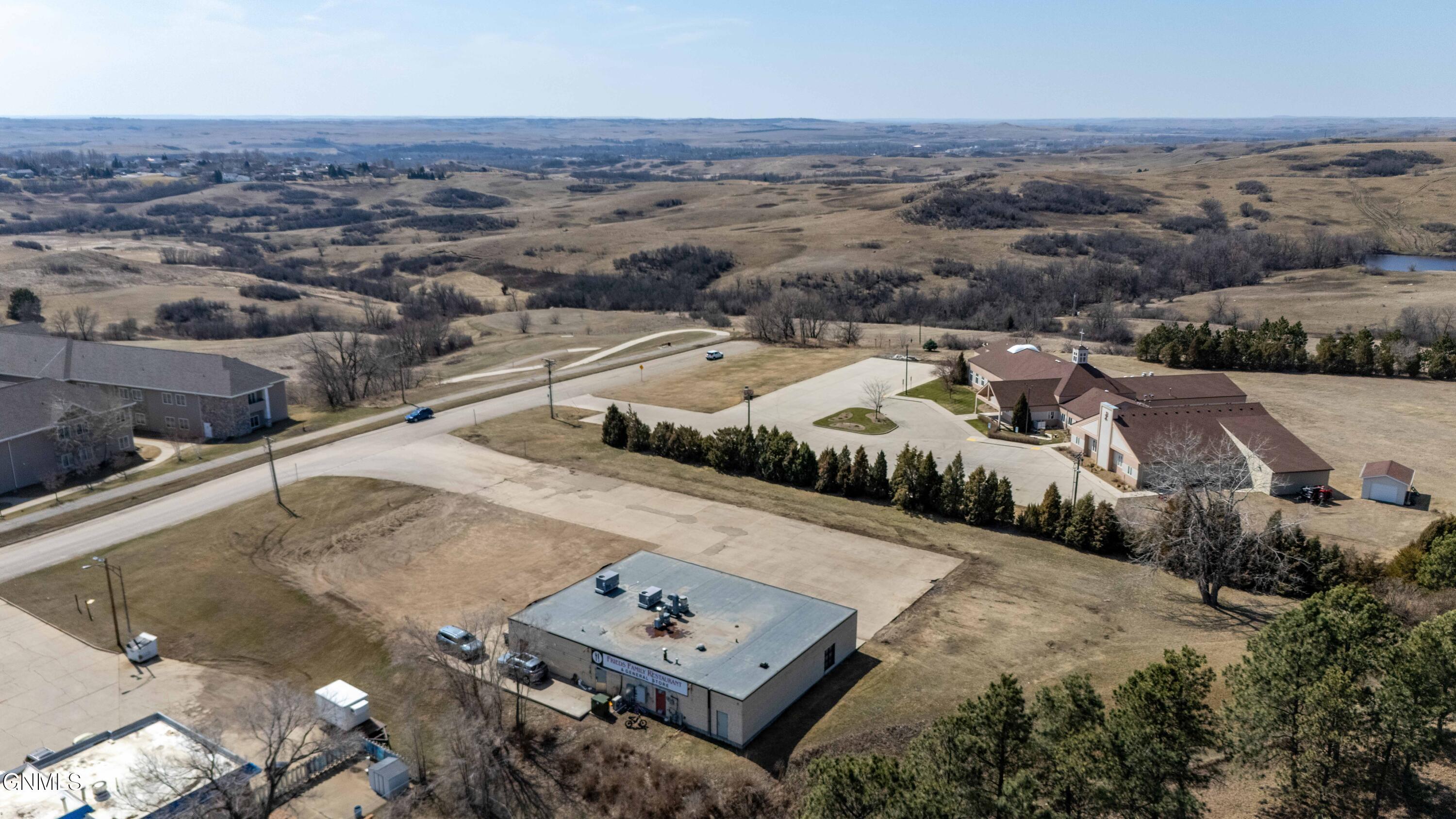 main property photo 13