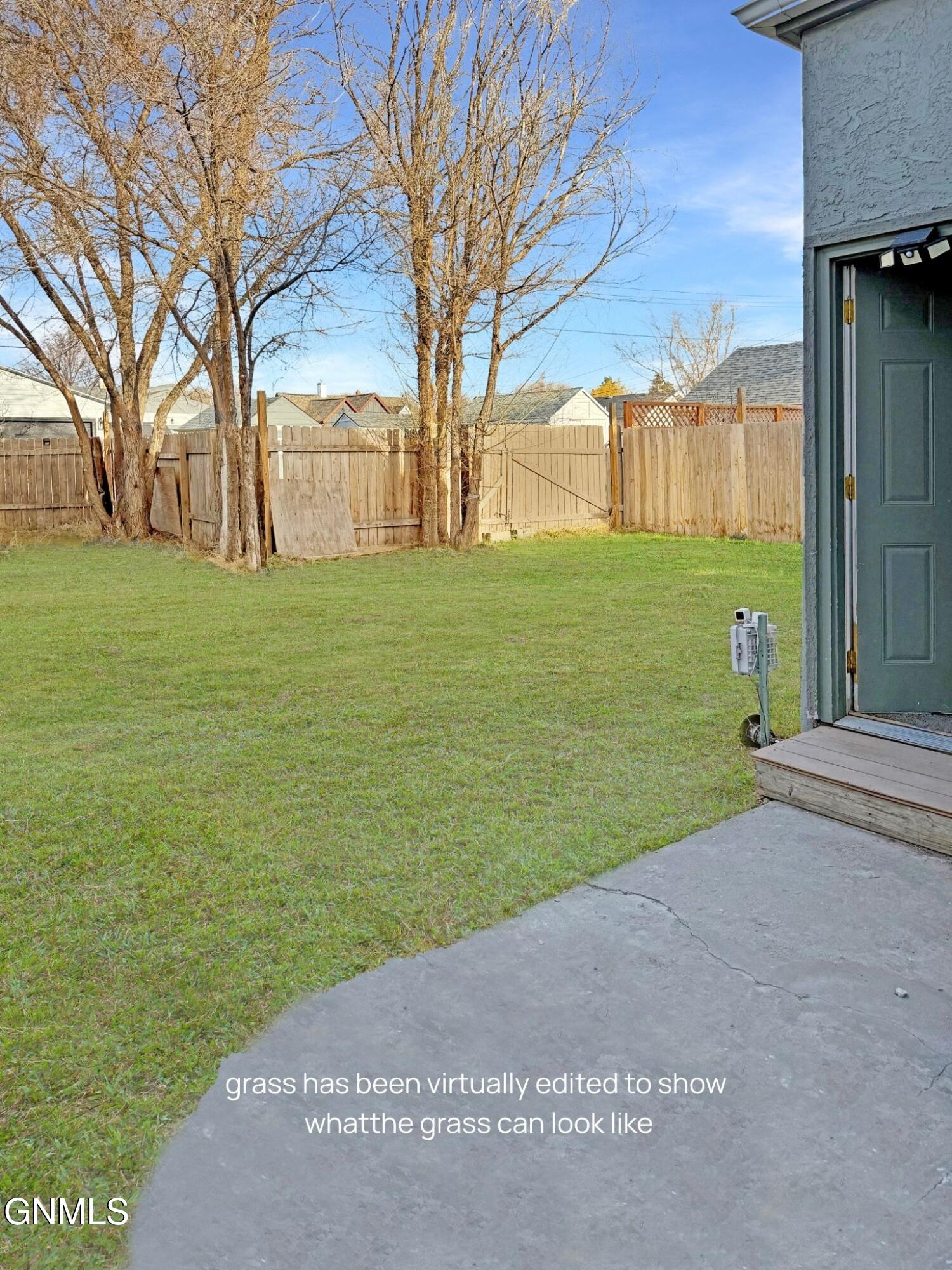 main property photo 17