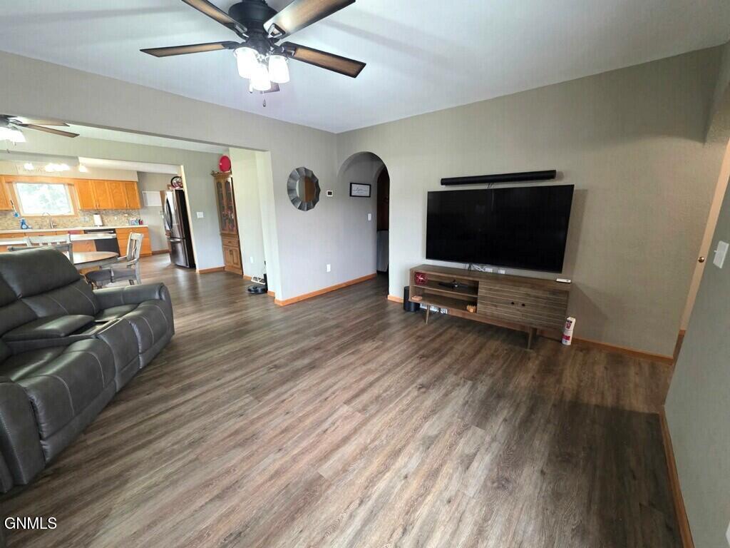 property viewer photo 14