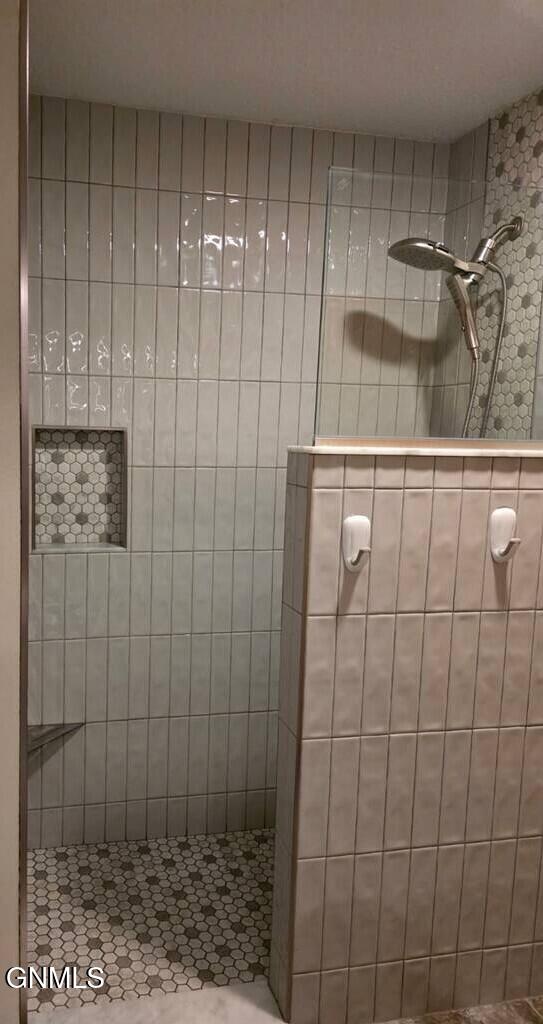 property viewer photo 5