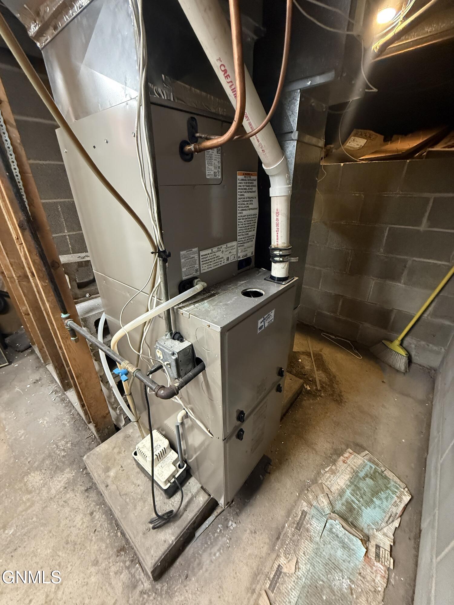 main property photo 22