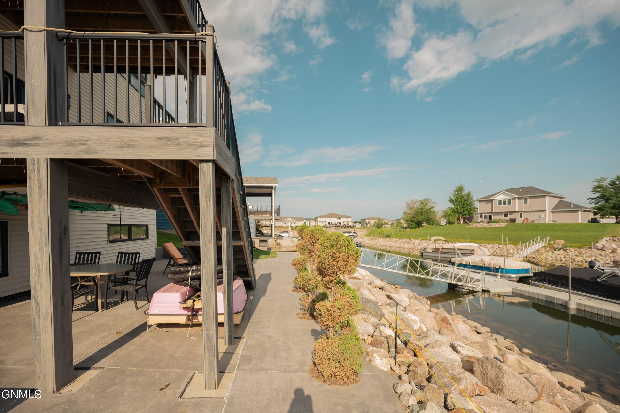 main property photo 42