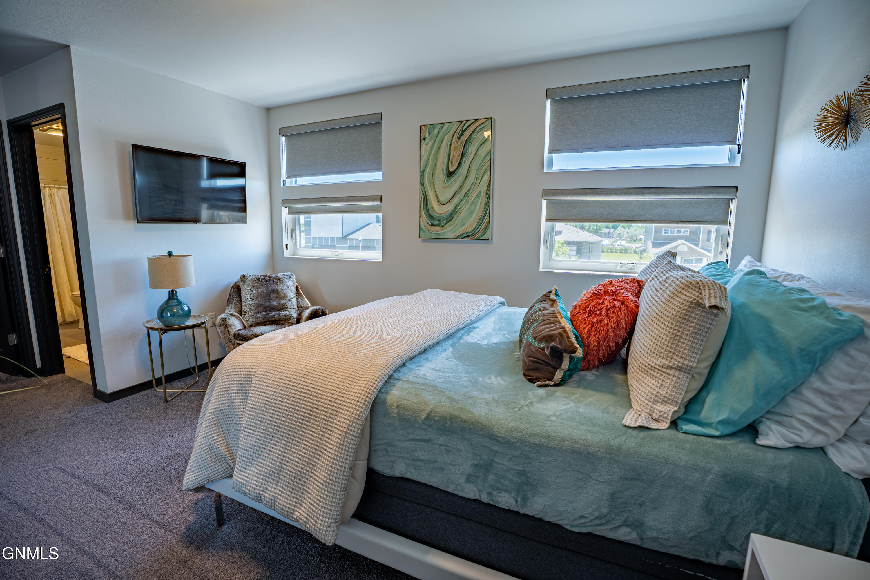 main property photo 63