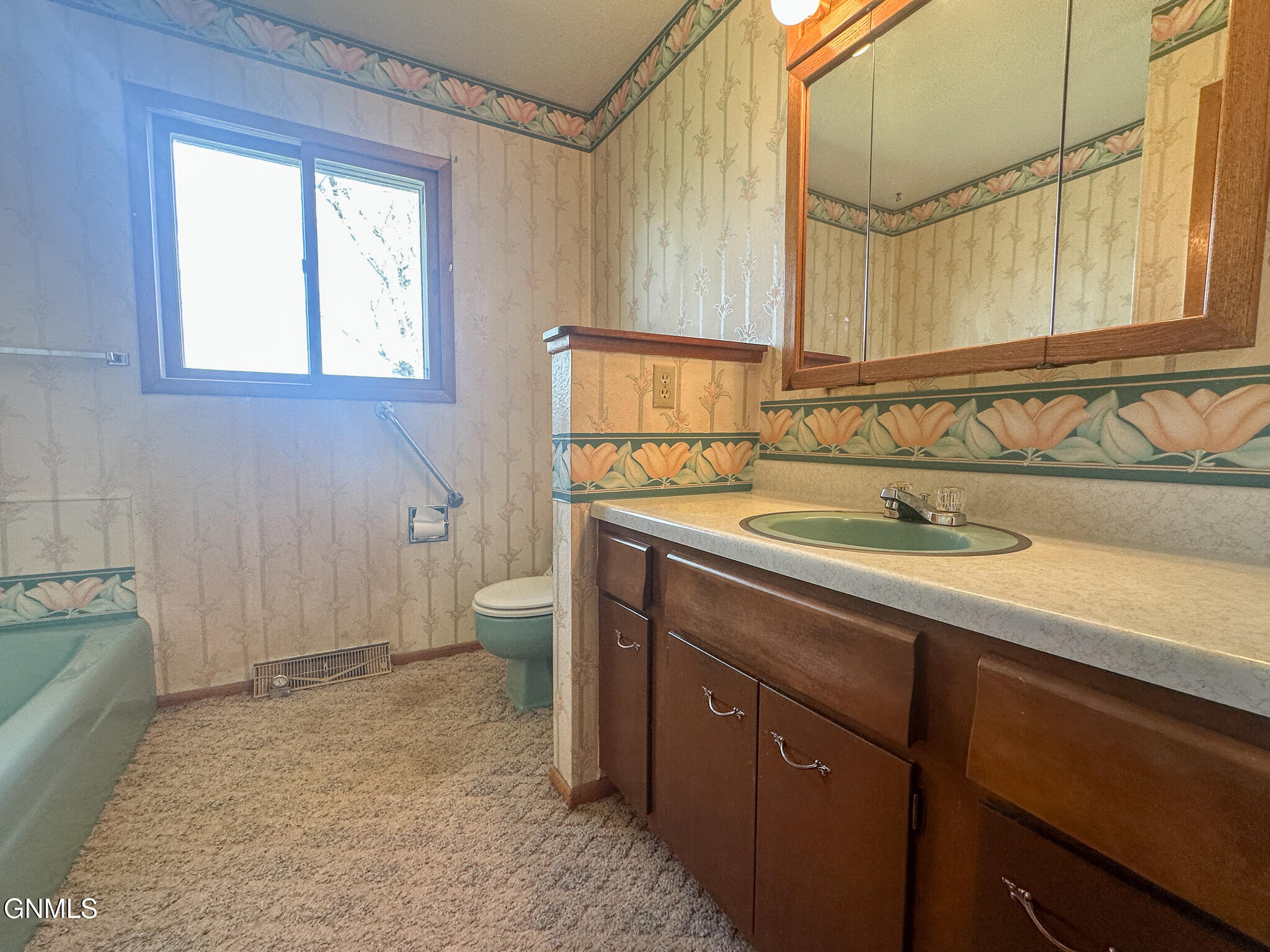 property viewer photo 15