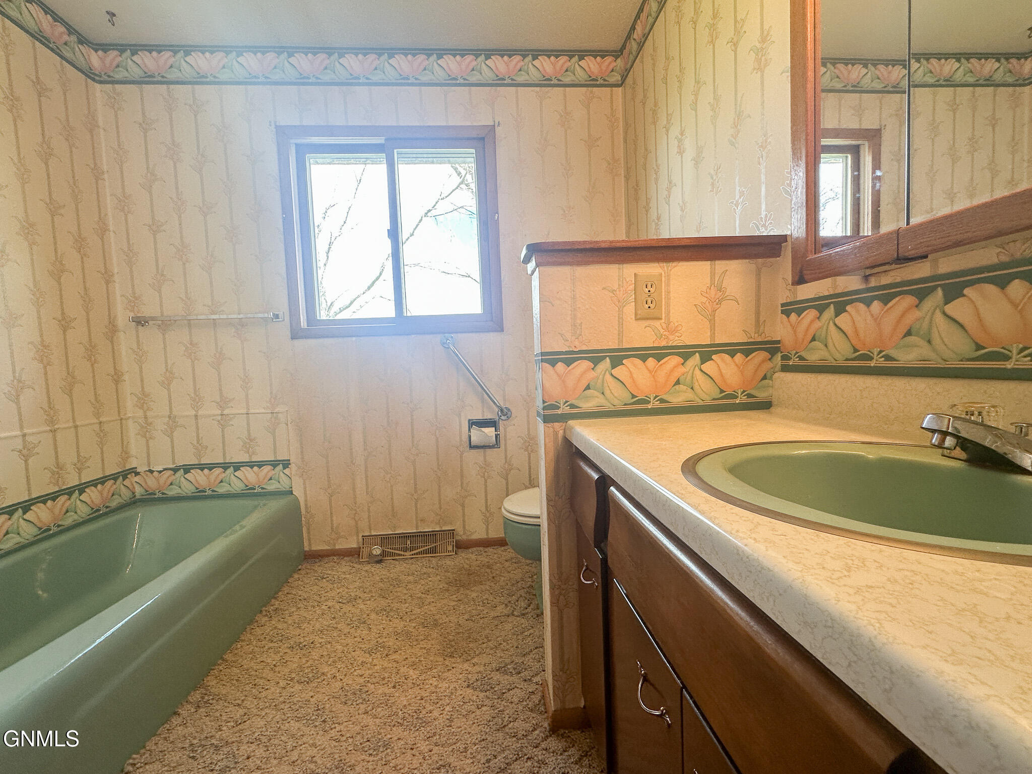 property viewer photo 16