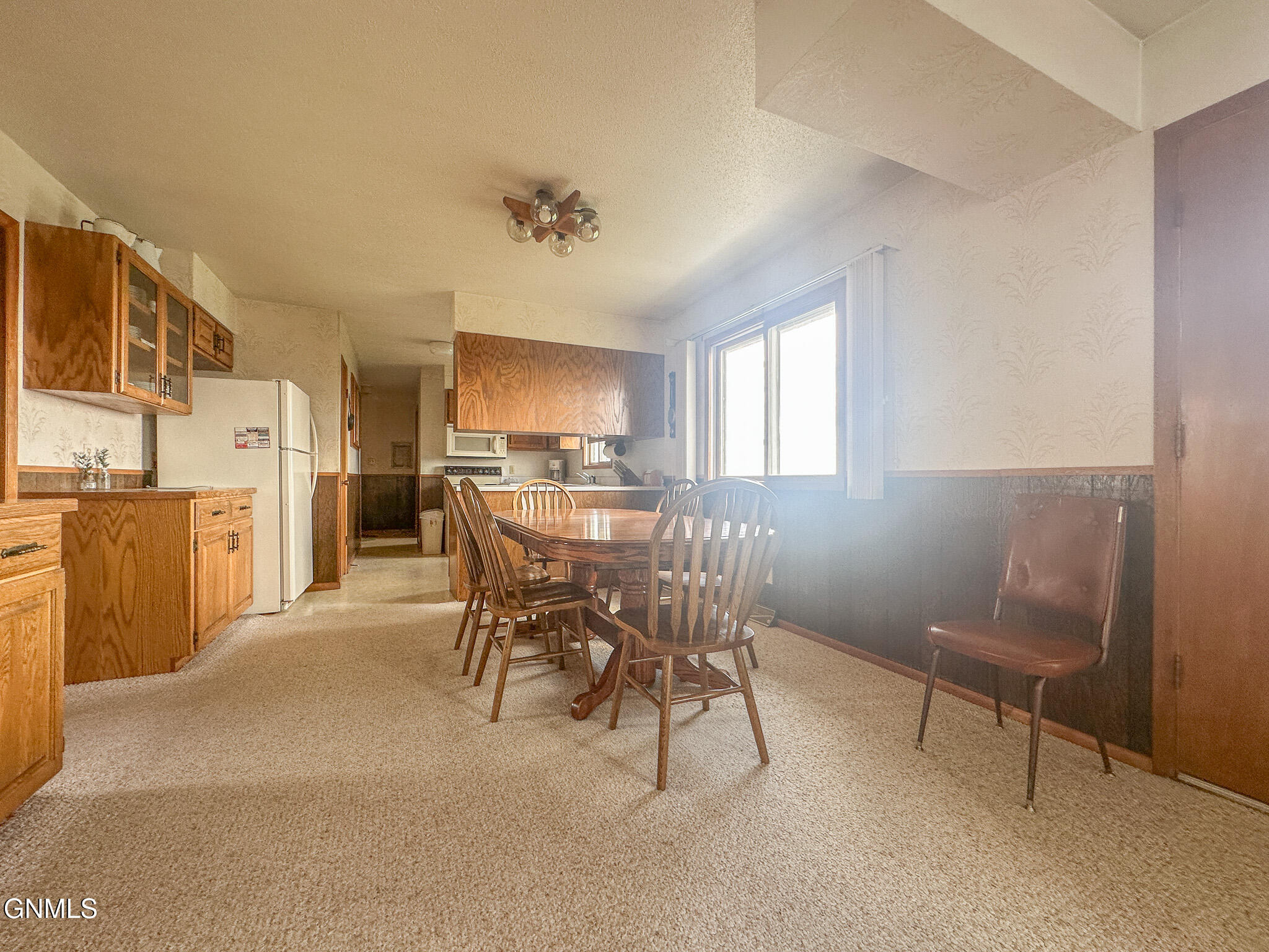 property viewer photo 25