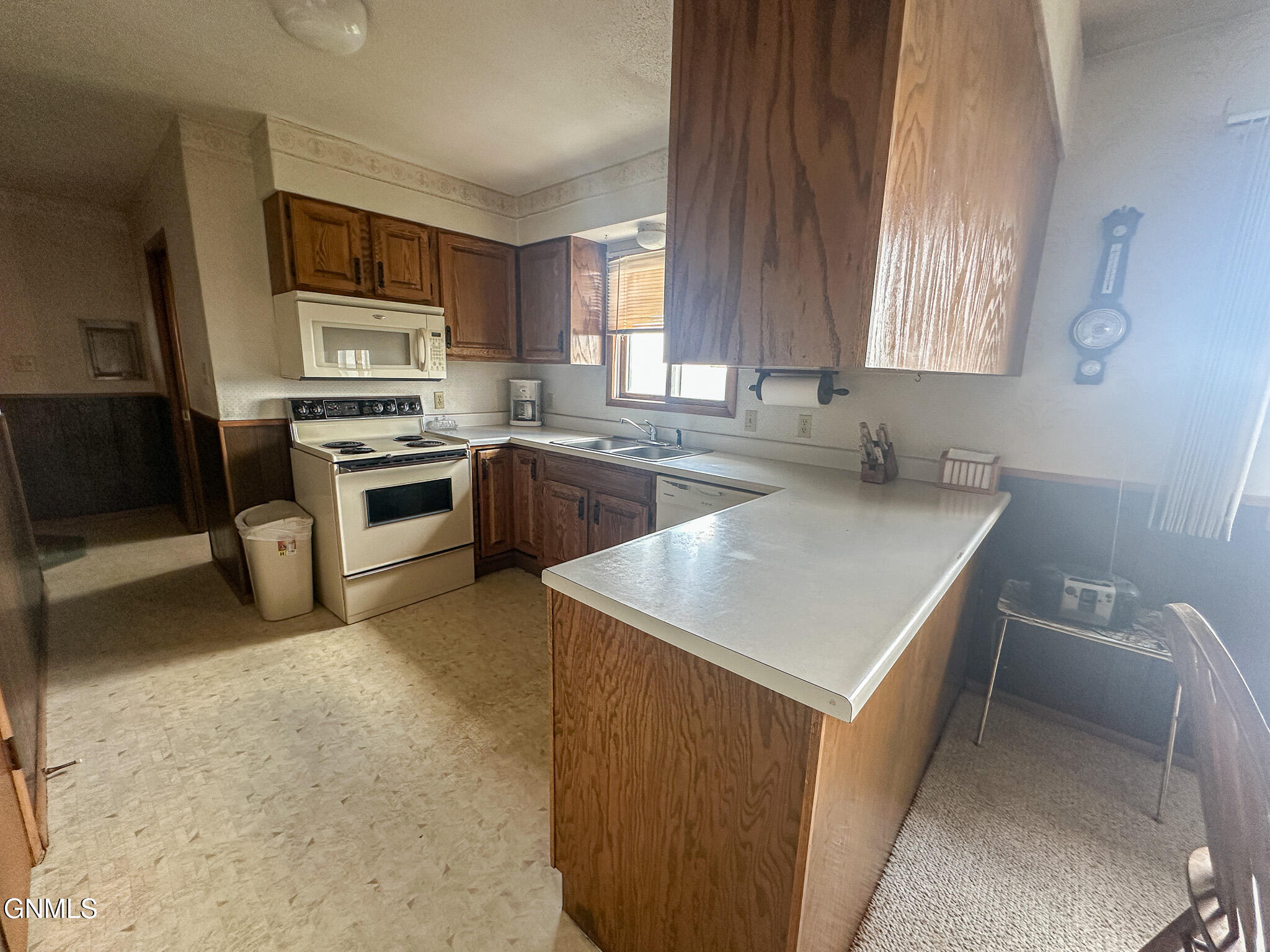 property viewer photo 28