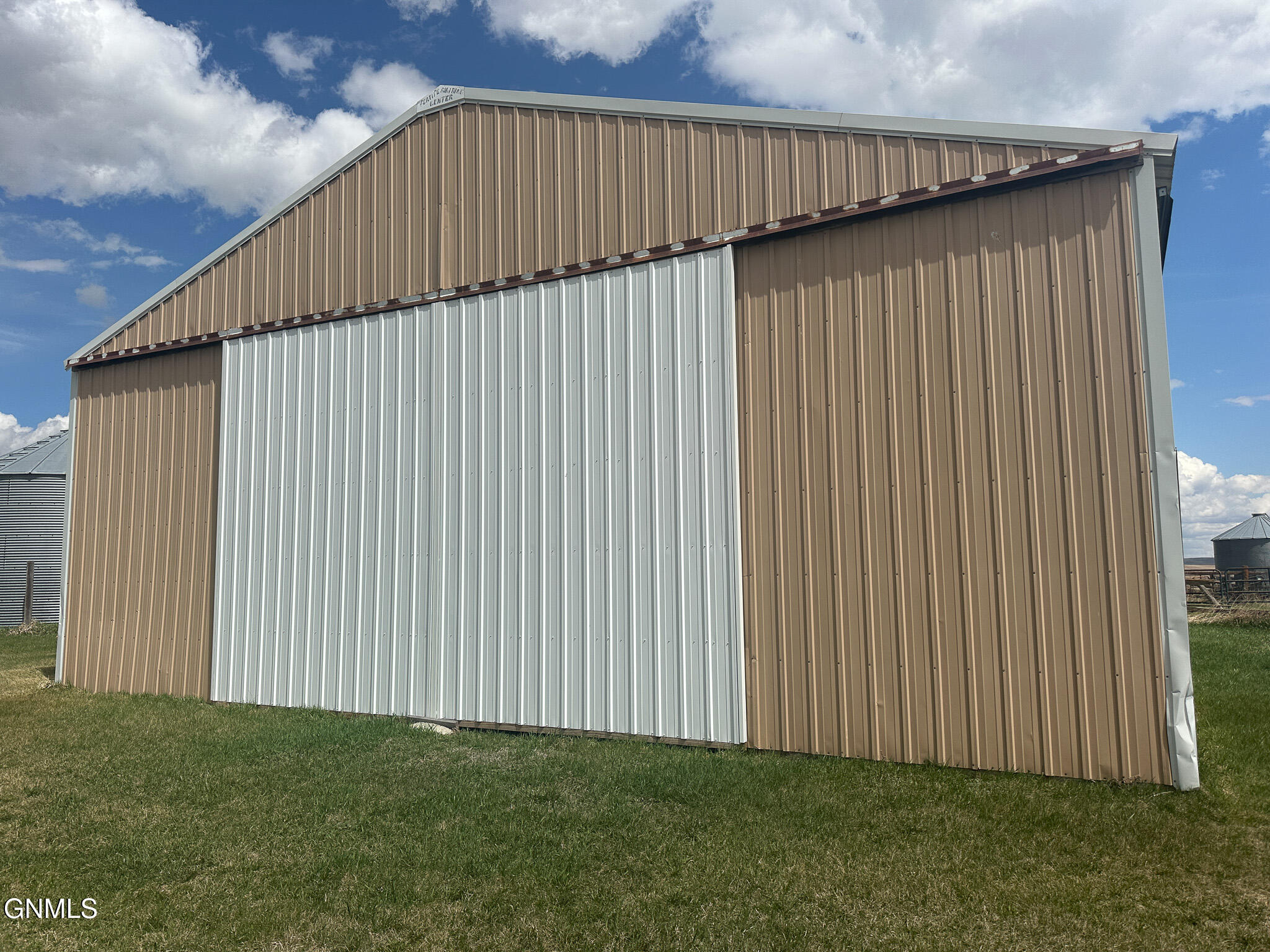property viewer photo 68
