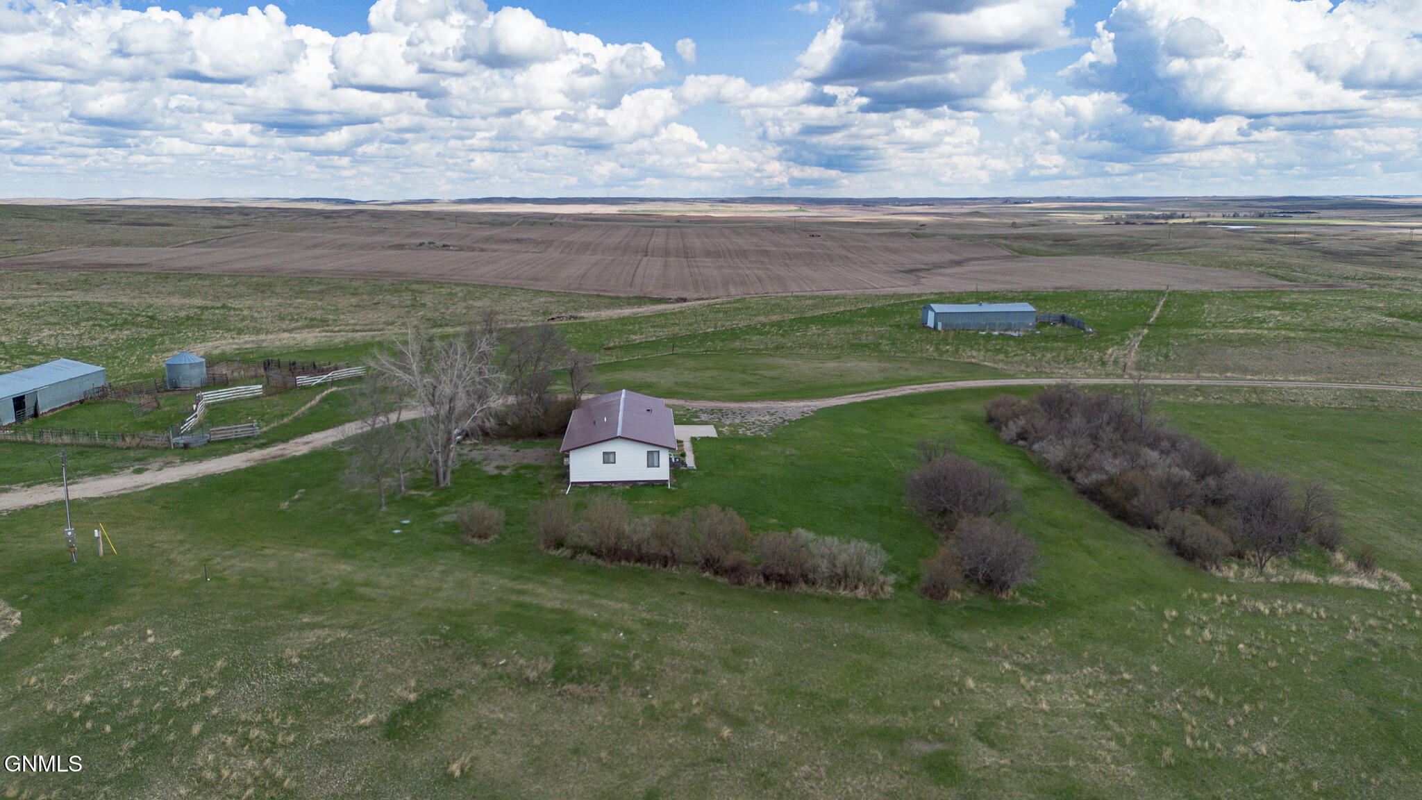 property viewer photo 9