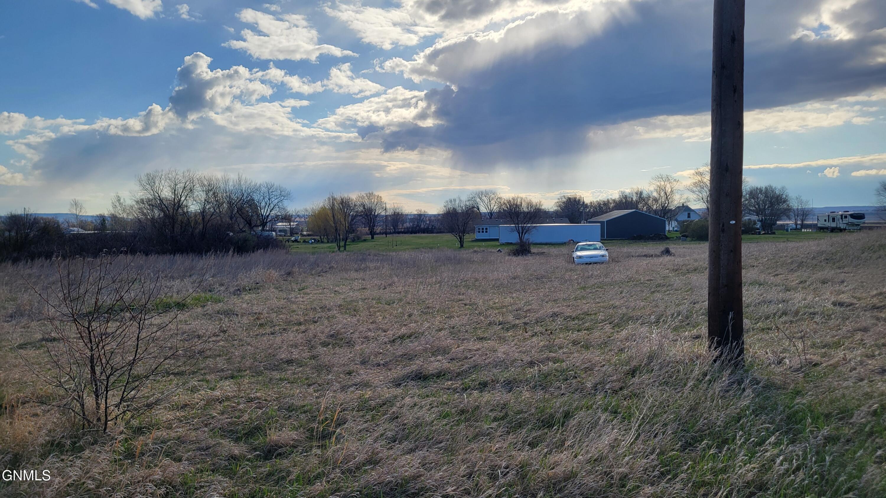 main property photo 5