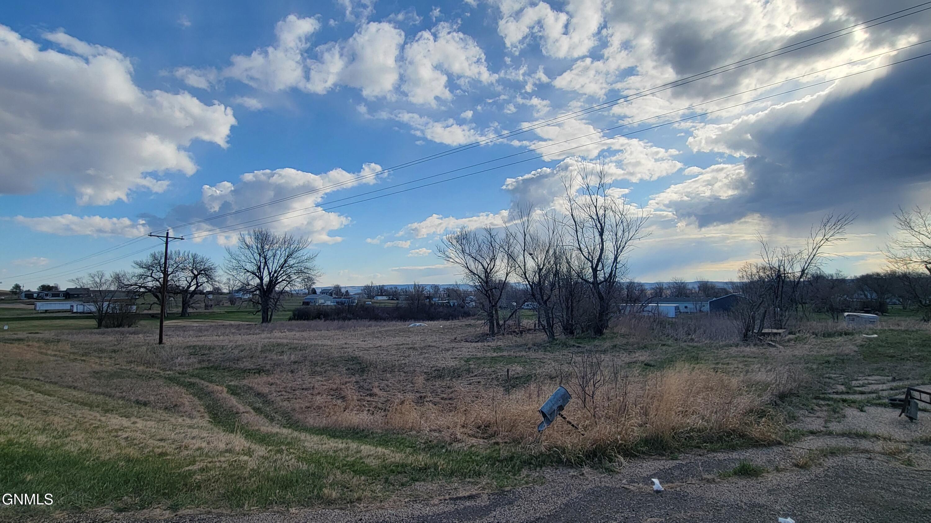 main property photo 6