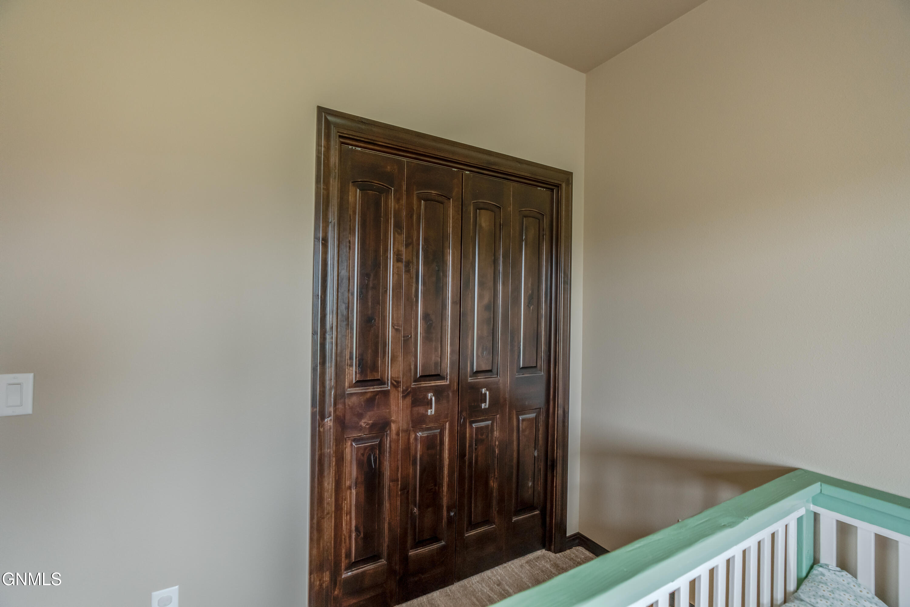 property viewer photo 27